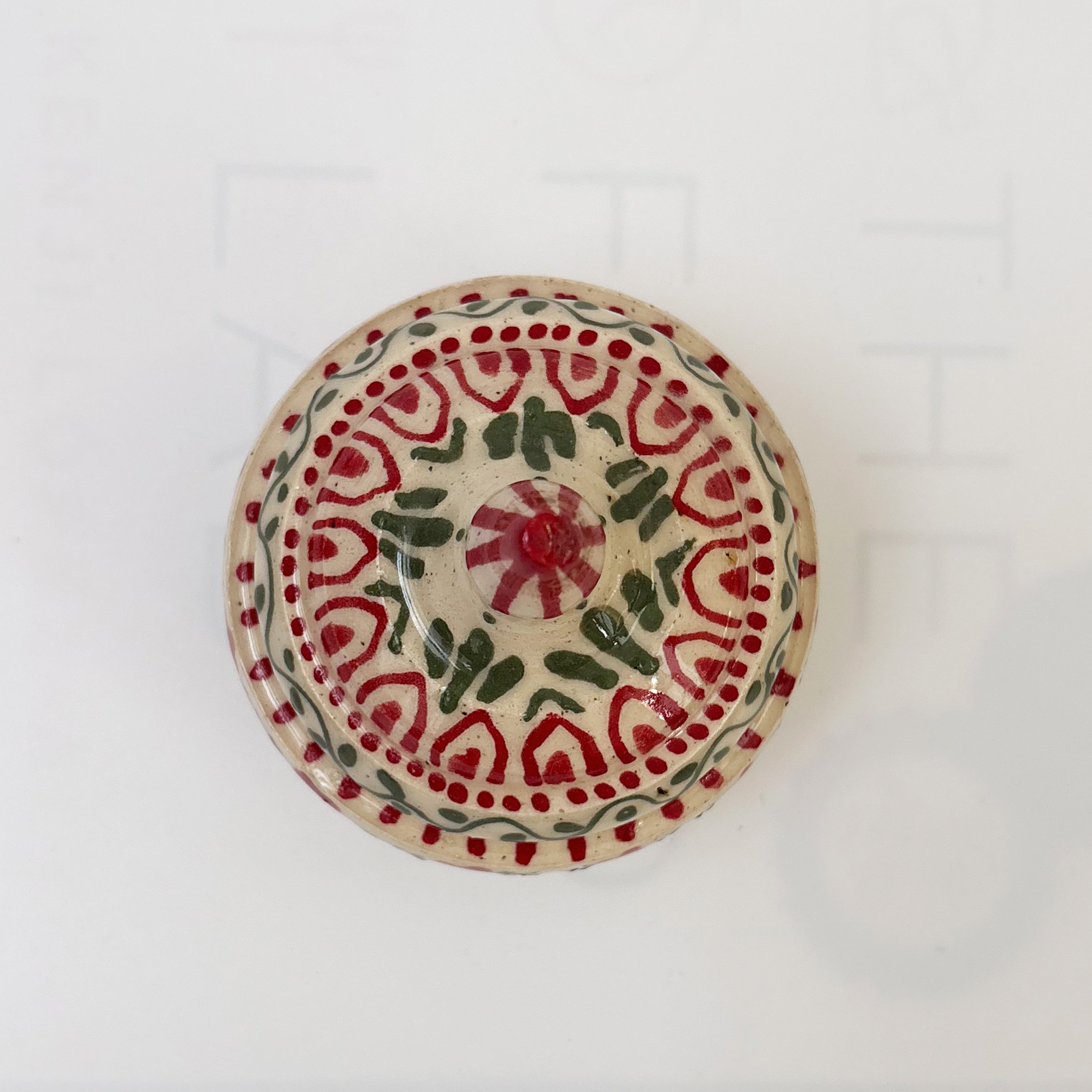 jewellery-holder-green-red-2.jpg