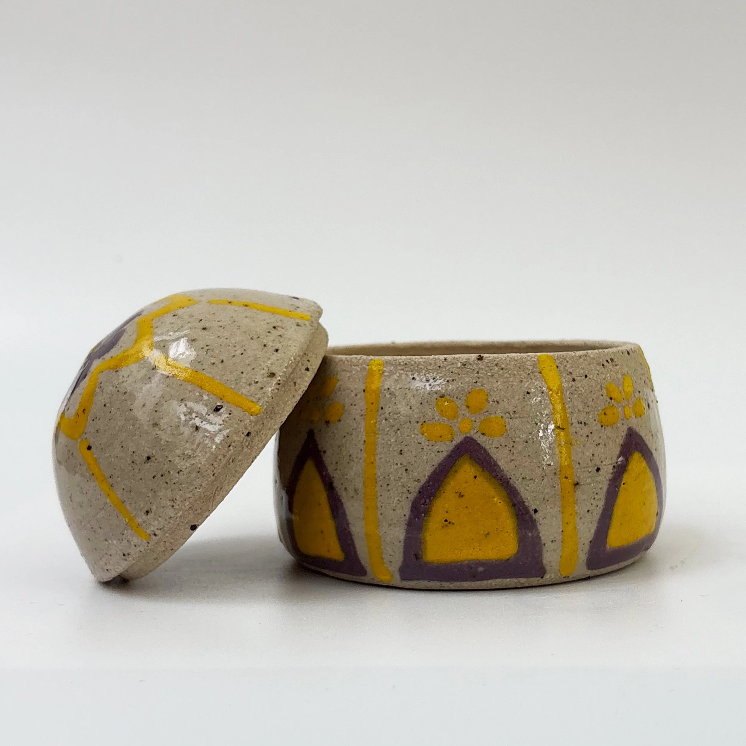 lidded-jar-yellow-purple-2.jpg