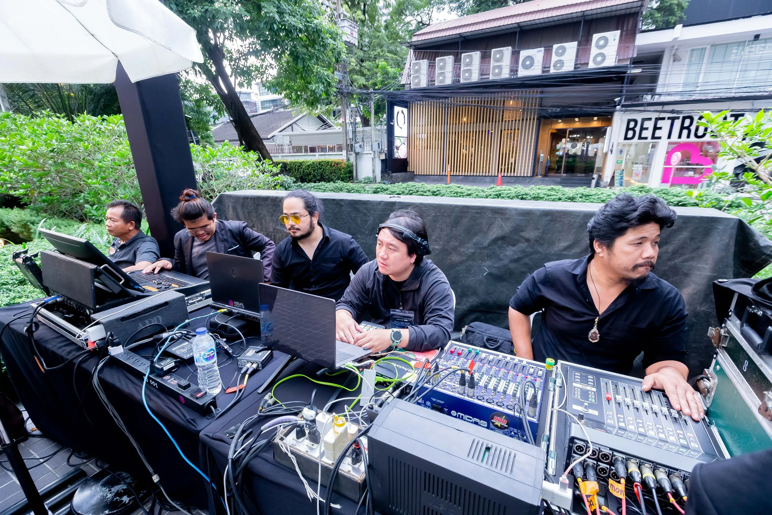 event hostess recruitment bangkok tokyo luxury exhibition staff hokomo (64).jpg