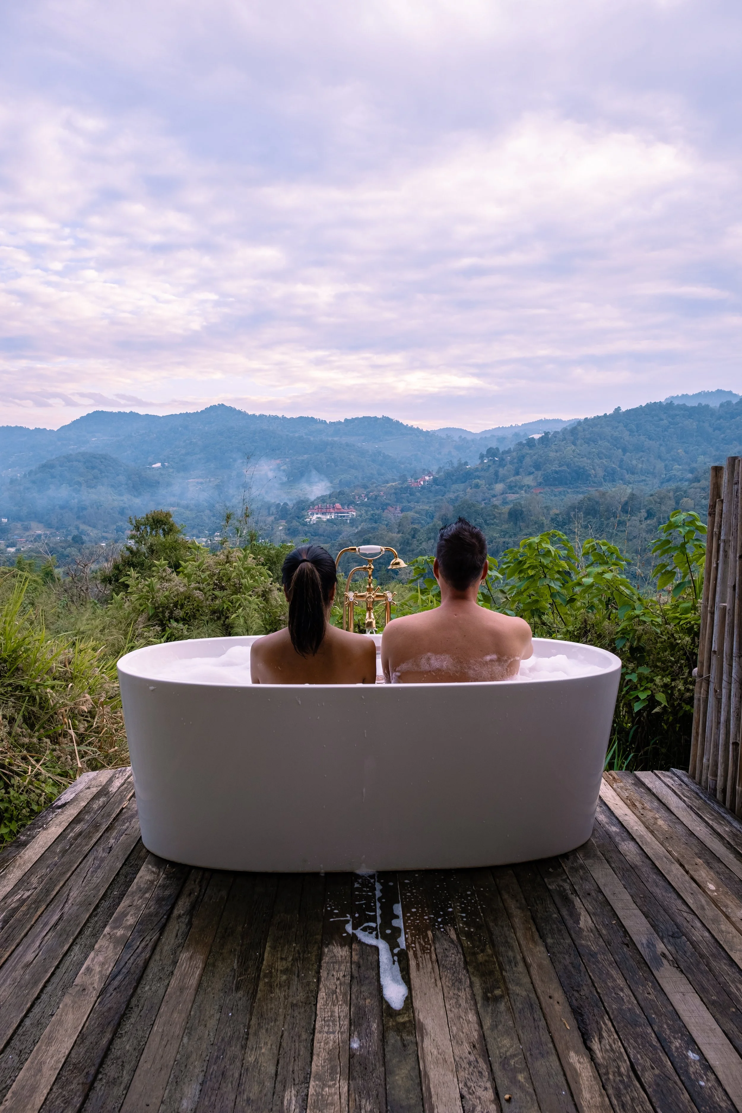 Outdoor Bath.jpeg