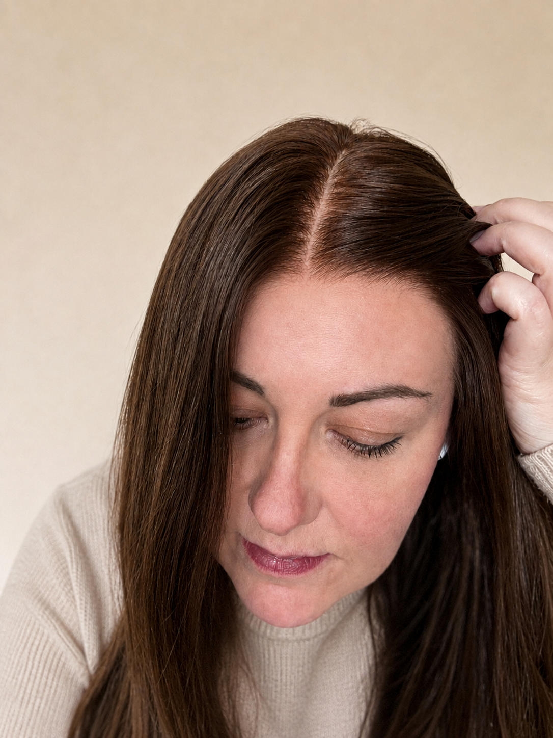 Zara hairline top.png
