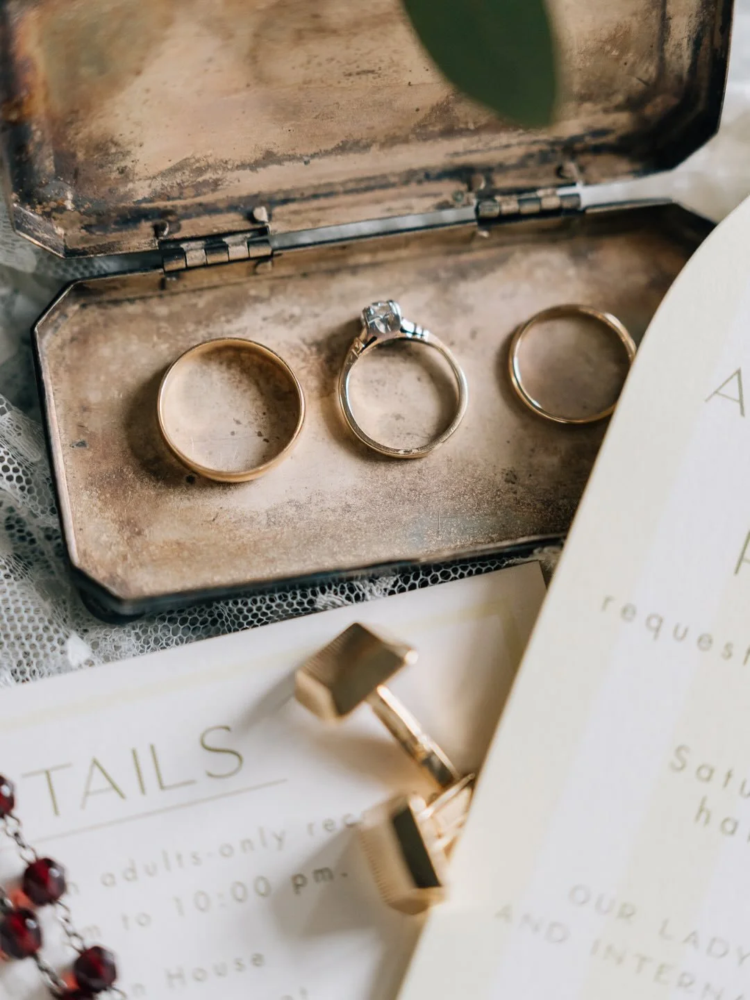 The moments before the moment ✨

Starting in June 2026, I&rsquo;ll be a documentary(ish) elopement photographer in Juneau, Alaska for couples who want to enjoy the tiny, in-between moments just as much as the big, joyful ones. You should experience y