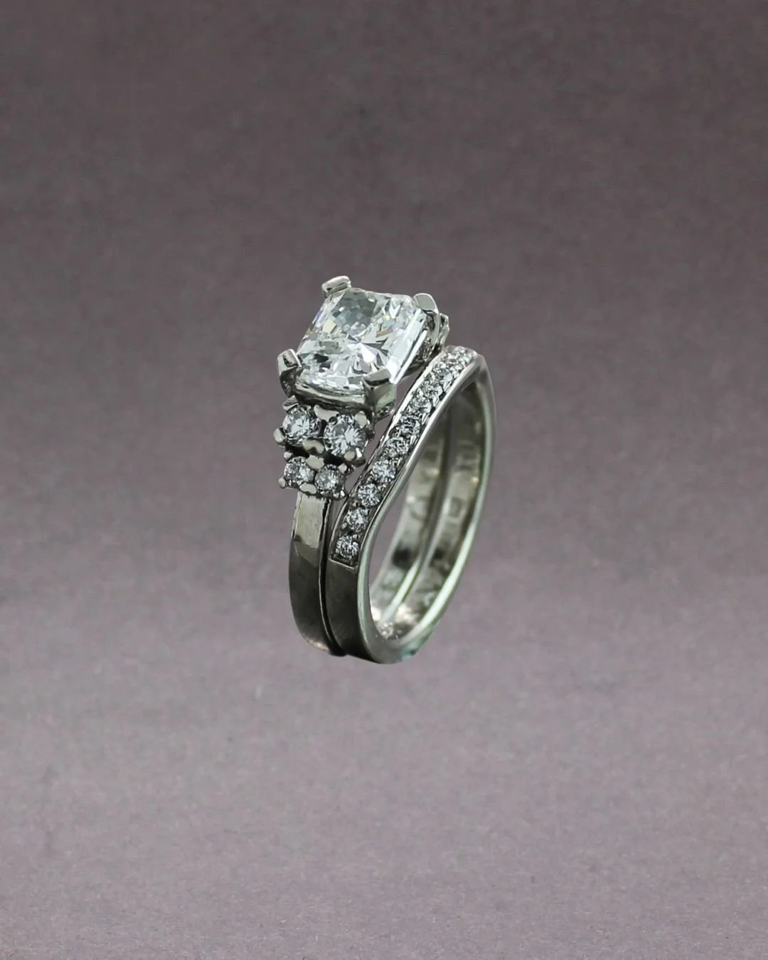 jewelrybyth_vigselring_pt001ifaden.jpg