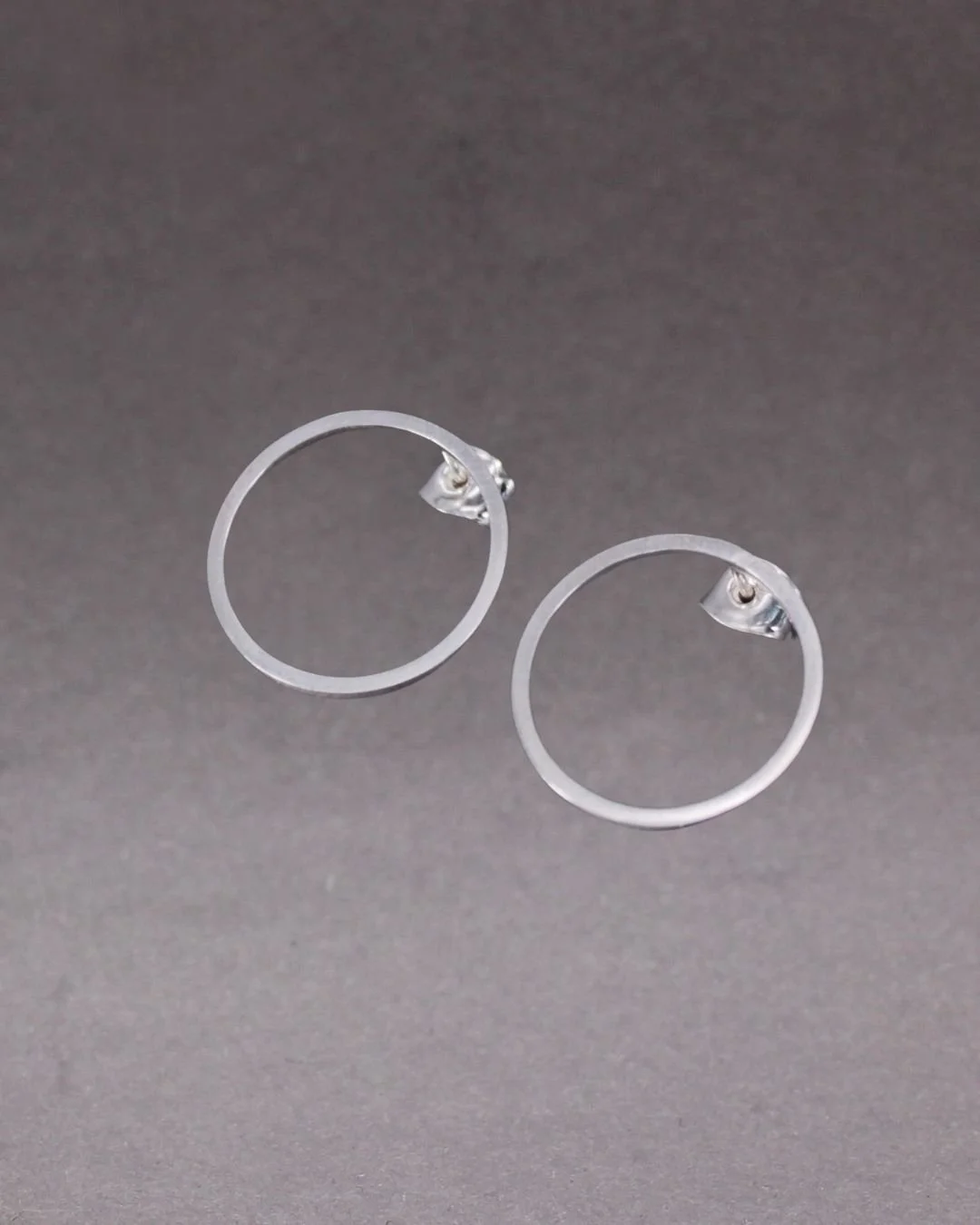 Square Ring Stud Big silver 950kr