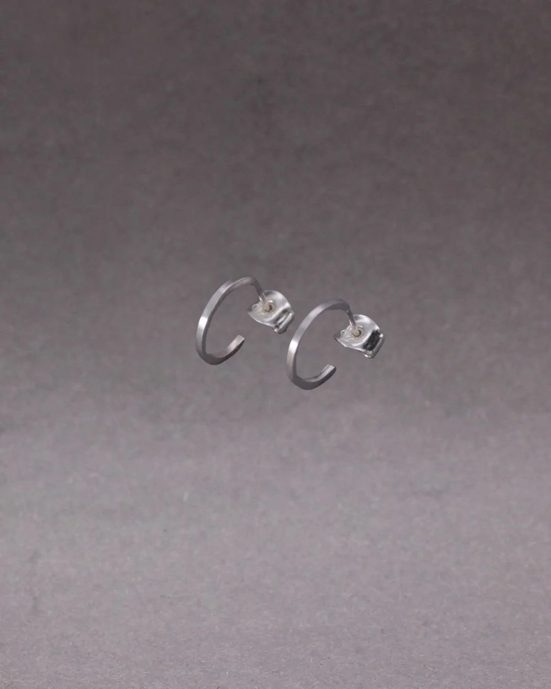 Square ring silver 850kr