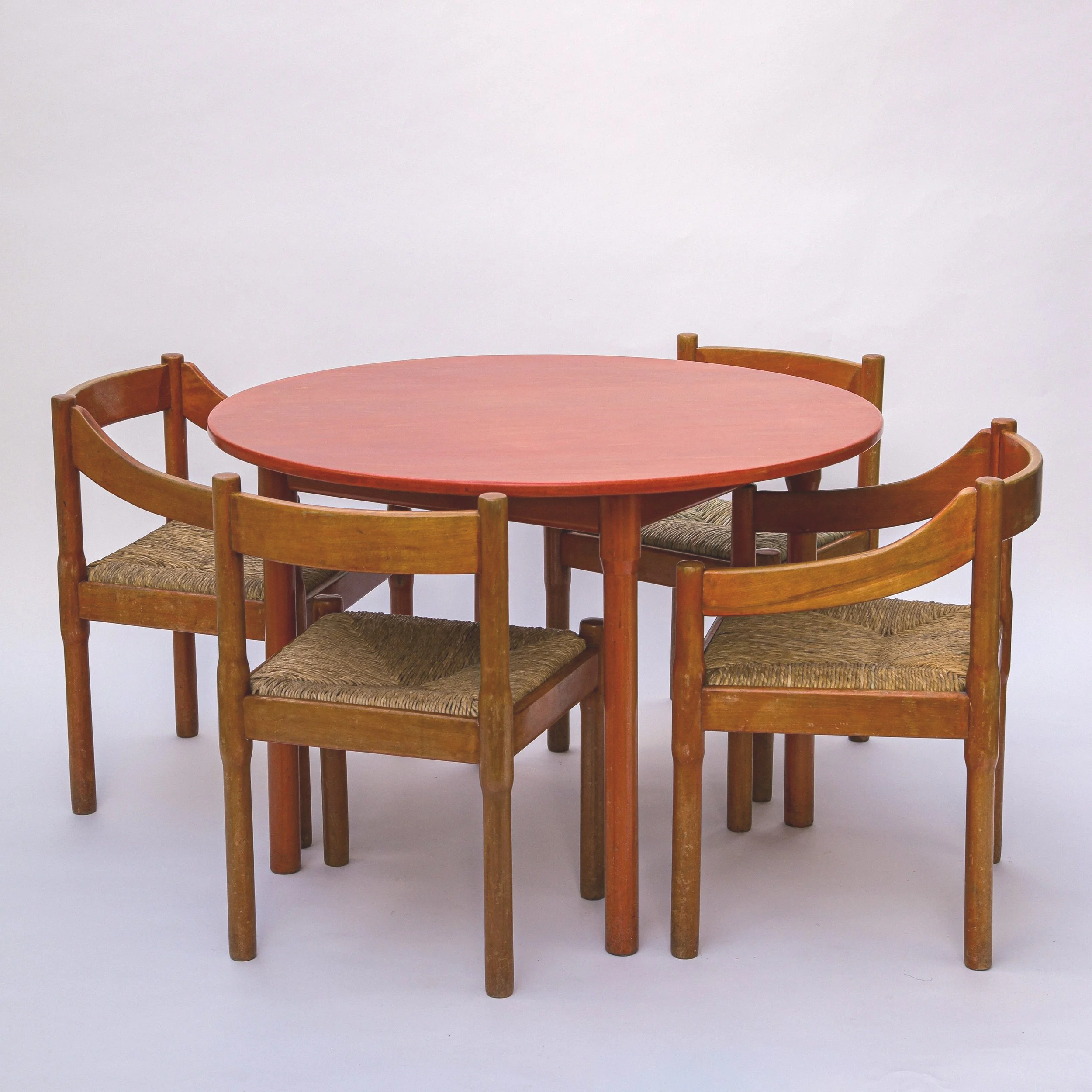 Vico Magistretti ‘Carimate’ Dining set in Red (1960s) for Cassina