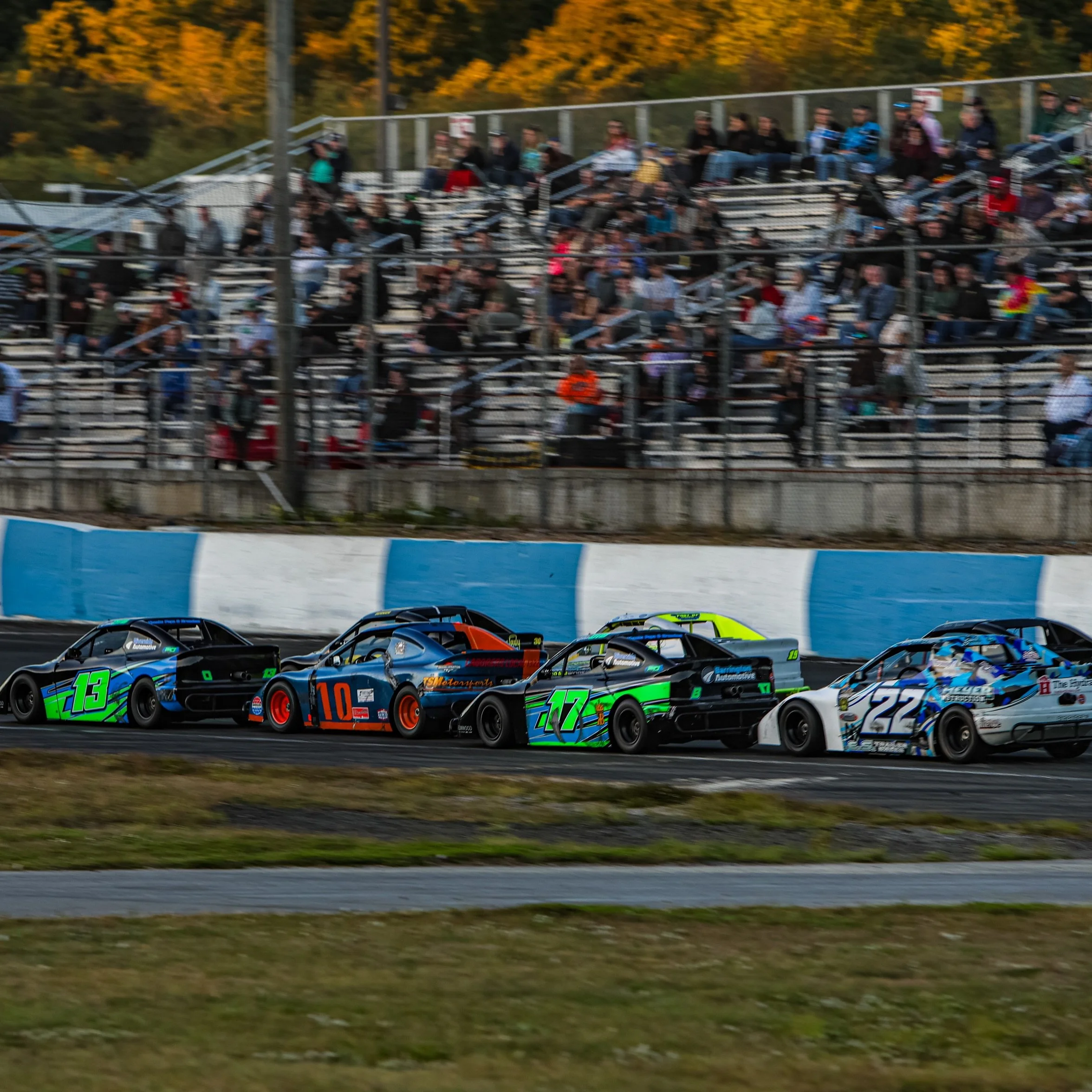 Happy Monday everyone! We&rsquo;re counting down&hellip; only 17 days from the first Thursday Night Thunder⚡️🏁at the Speedbowl! Wanting to check out a race this season? Luka and Elias&rsquo; full schedule is on our website! Link in bio 🔗