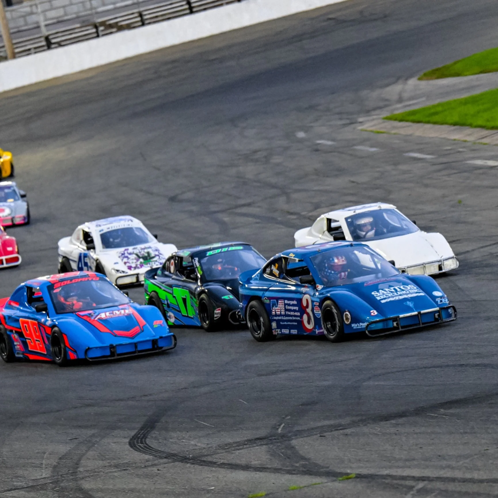 Threading the needle! 🏁🔥

Elias did an awesome job making his way through the field last night! It&rsquo;s been so much fun watching how much growth he&rsquo;s shown in his race craft this season! Picking his spots, making smart moves, and working 