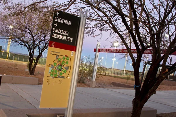 airpark-signs-salt-river-fields-at-talking-stick-15.webp