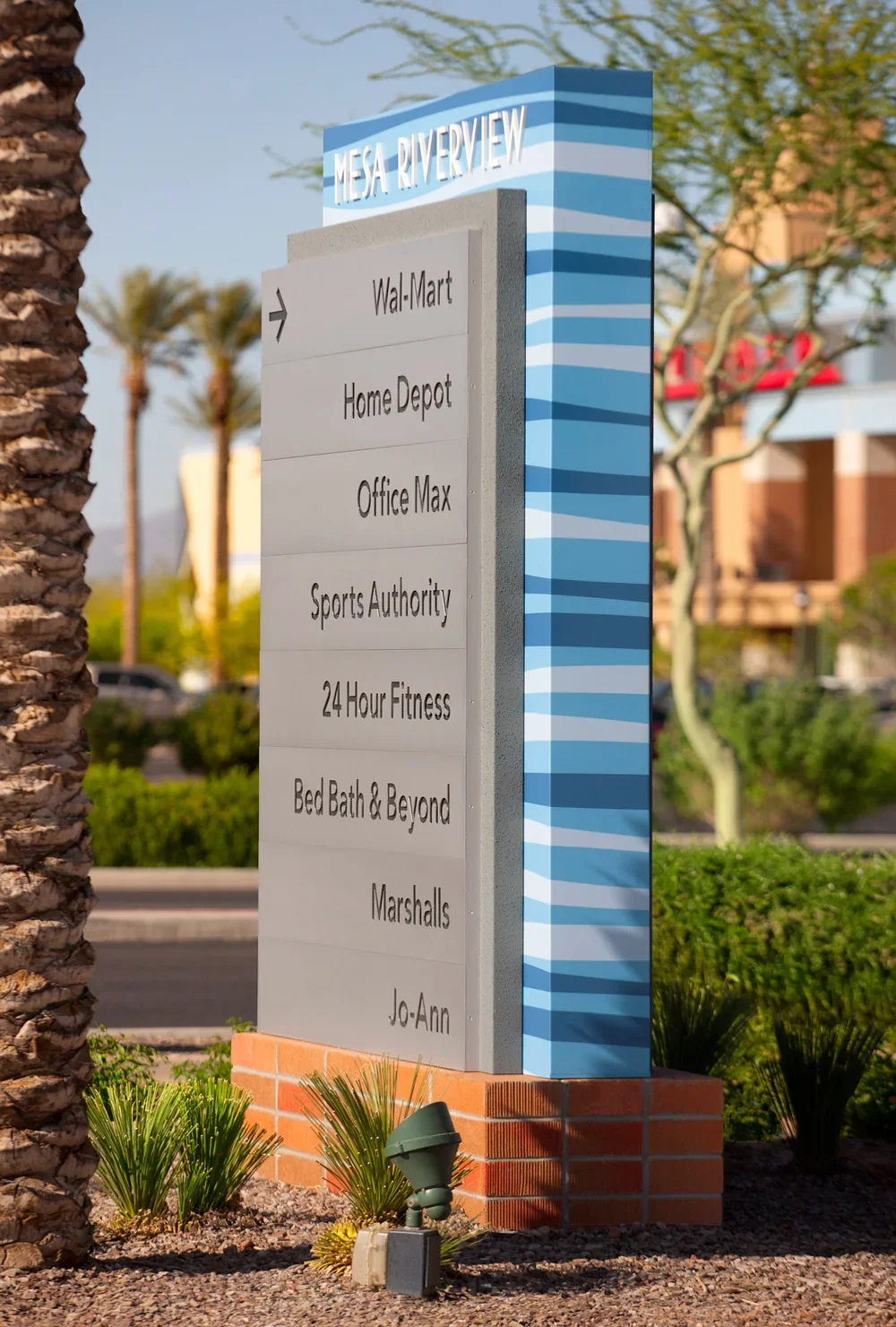 airpark-signs-mesa-riverview-7.webp