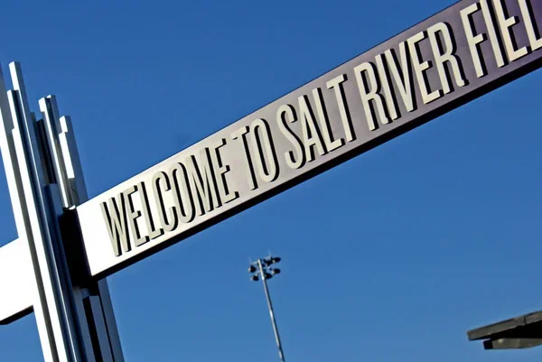 airpark-signs-salt-river-fields-at-talking-stick-19.webp