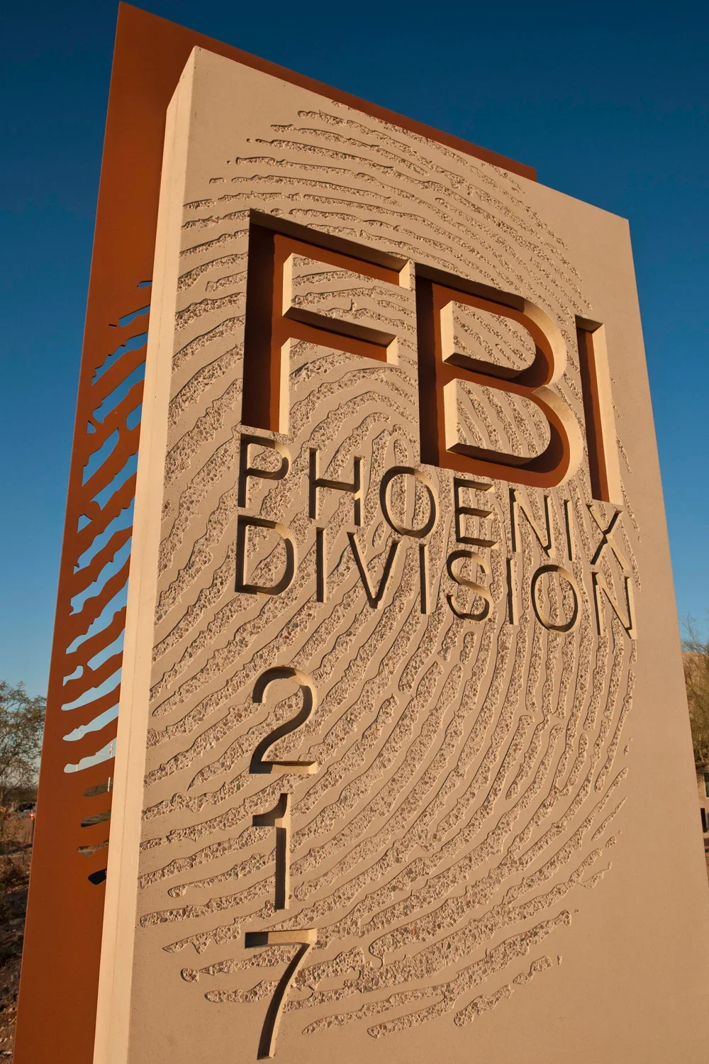 airpark-signs-fbi-17.webp