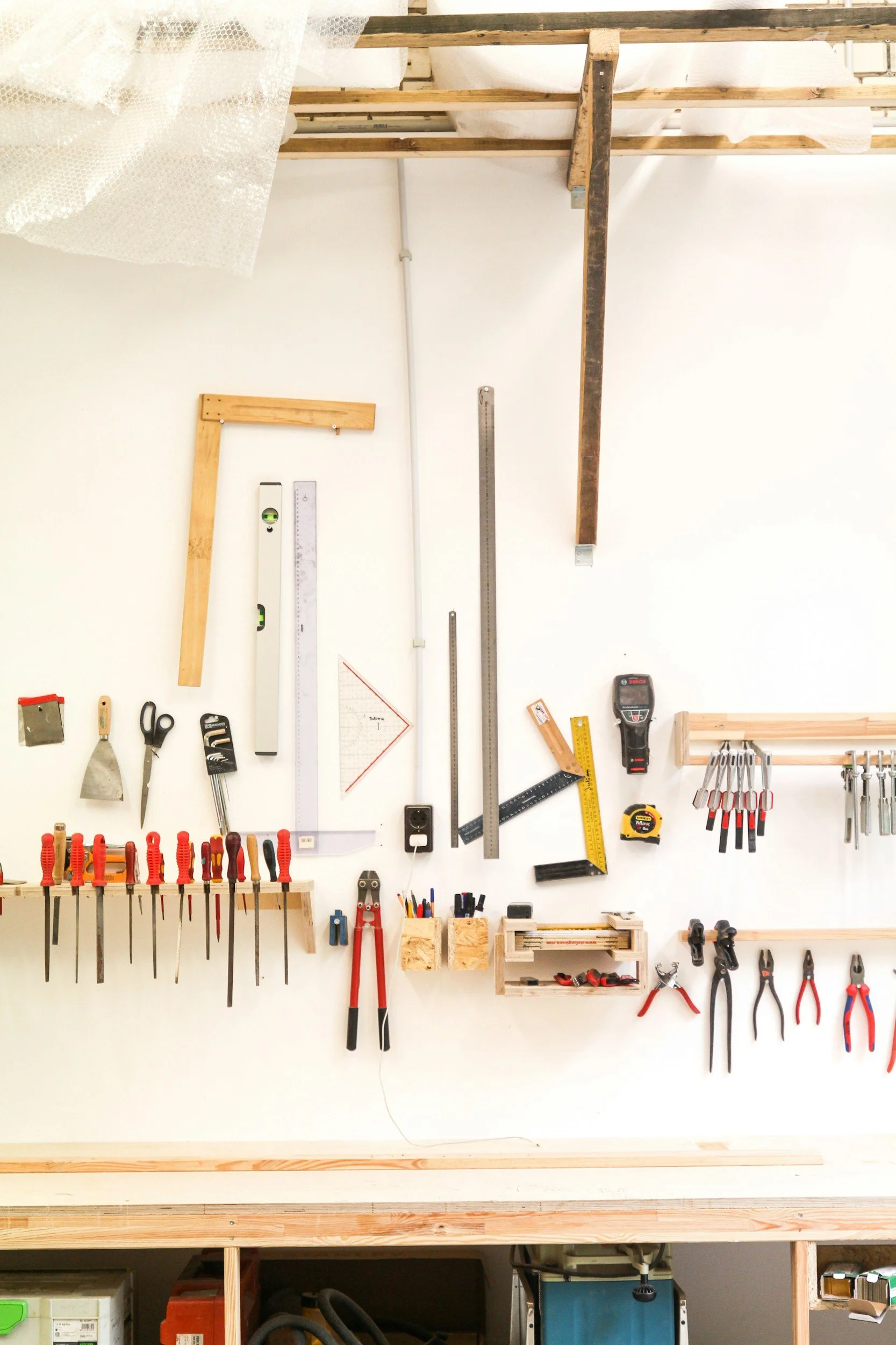 Image d'outils dans un garage imageant le chantier SEO