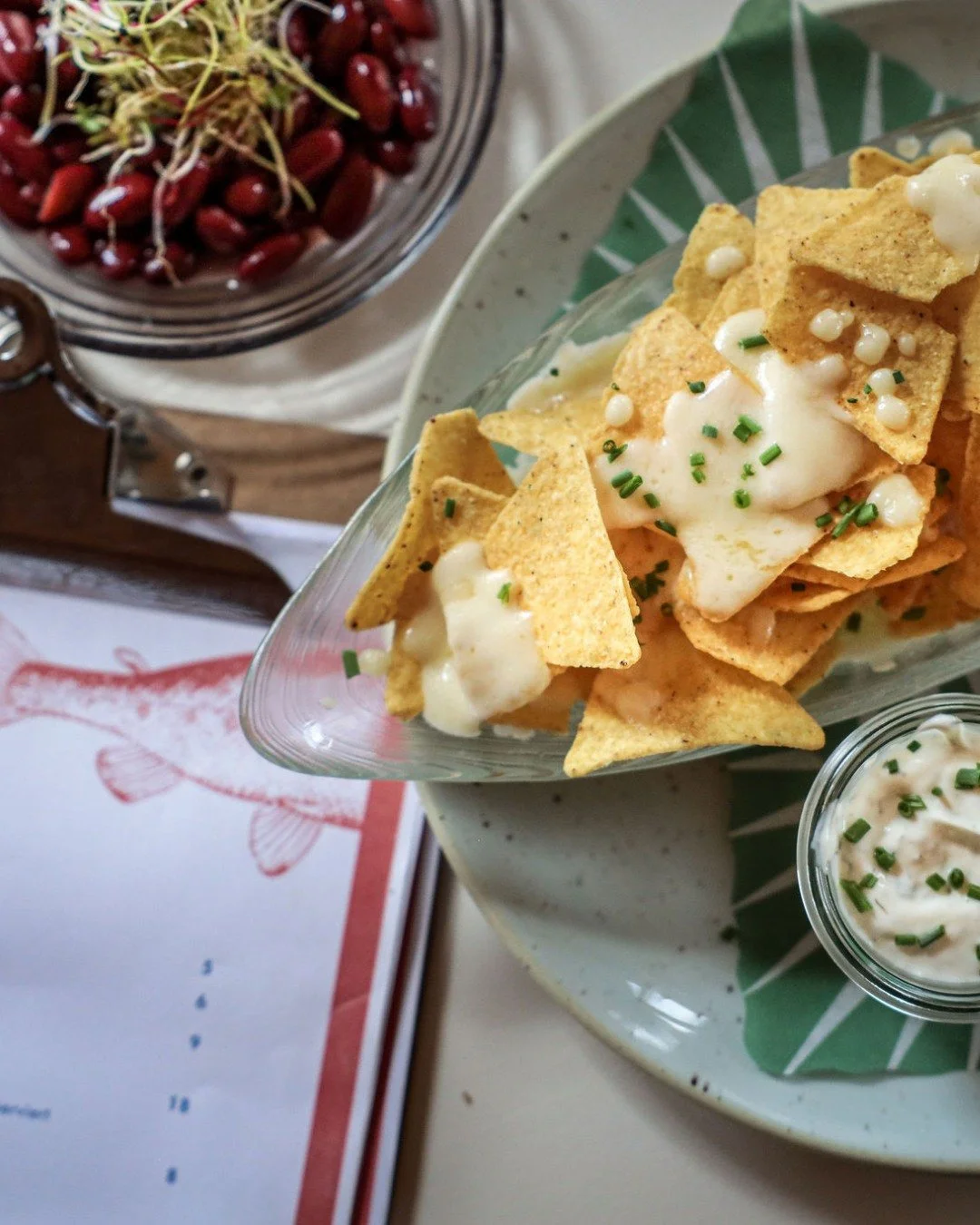 der perfekte Snack f&uuml;r einen Sommertag am See? We got you. 🤩

#rotiforelle #lenzerheide