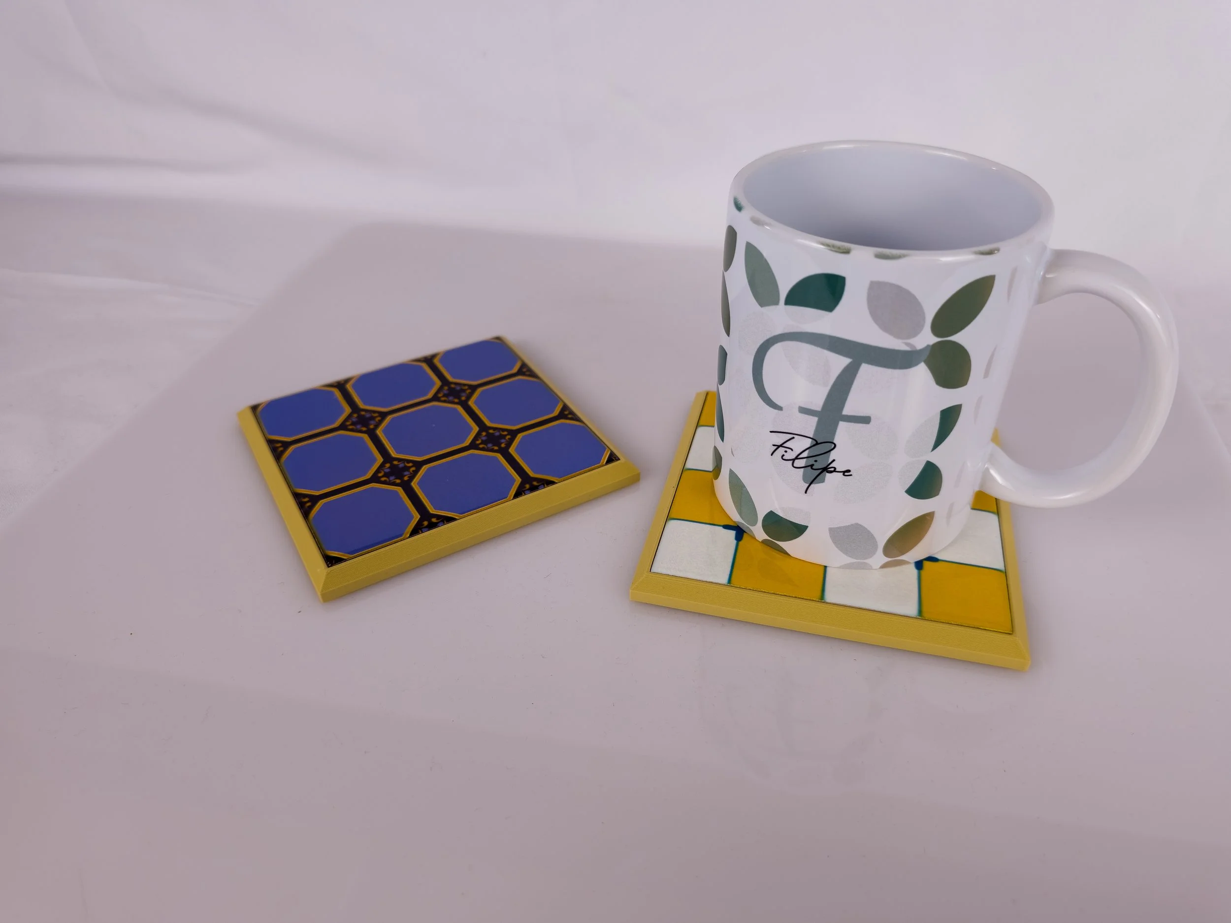 Azulejo personalizável para base de chávenas