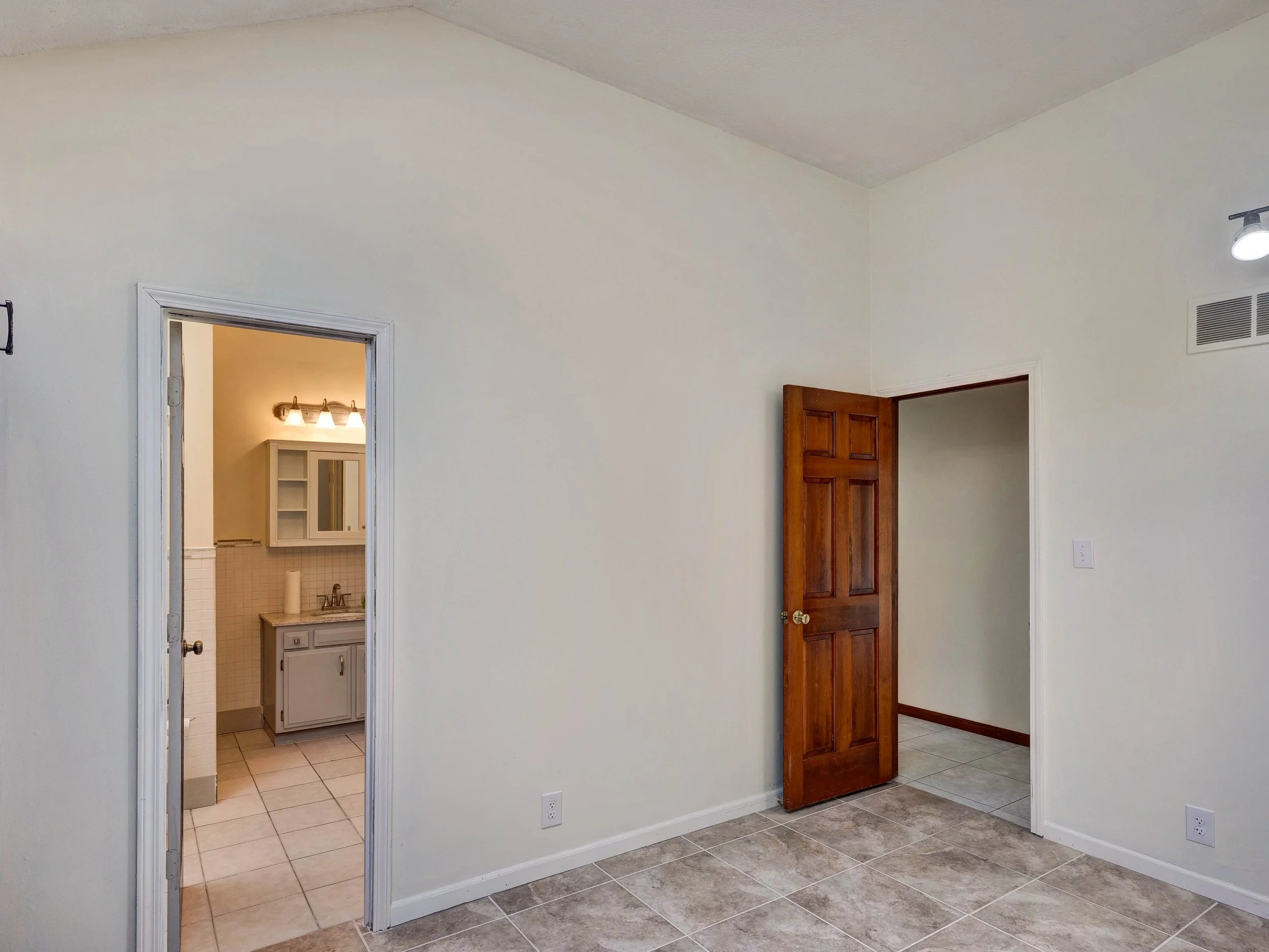 48-7000 S Buckner Tarsney Road-48.jpg