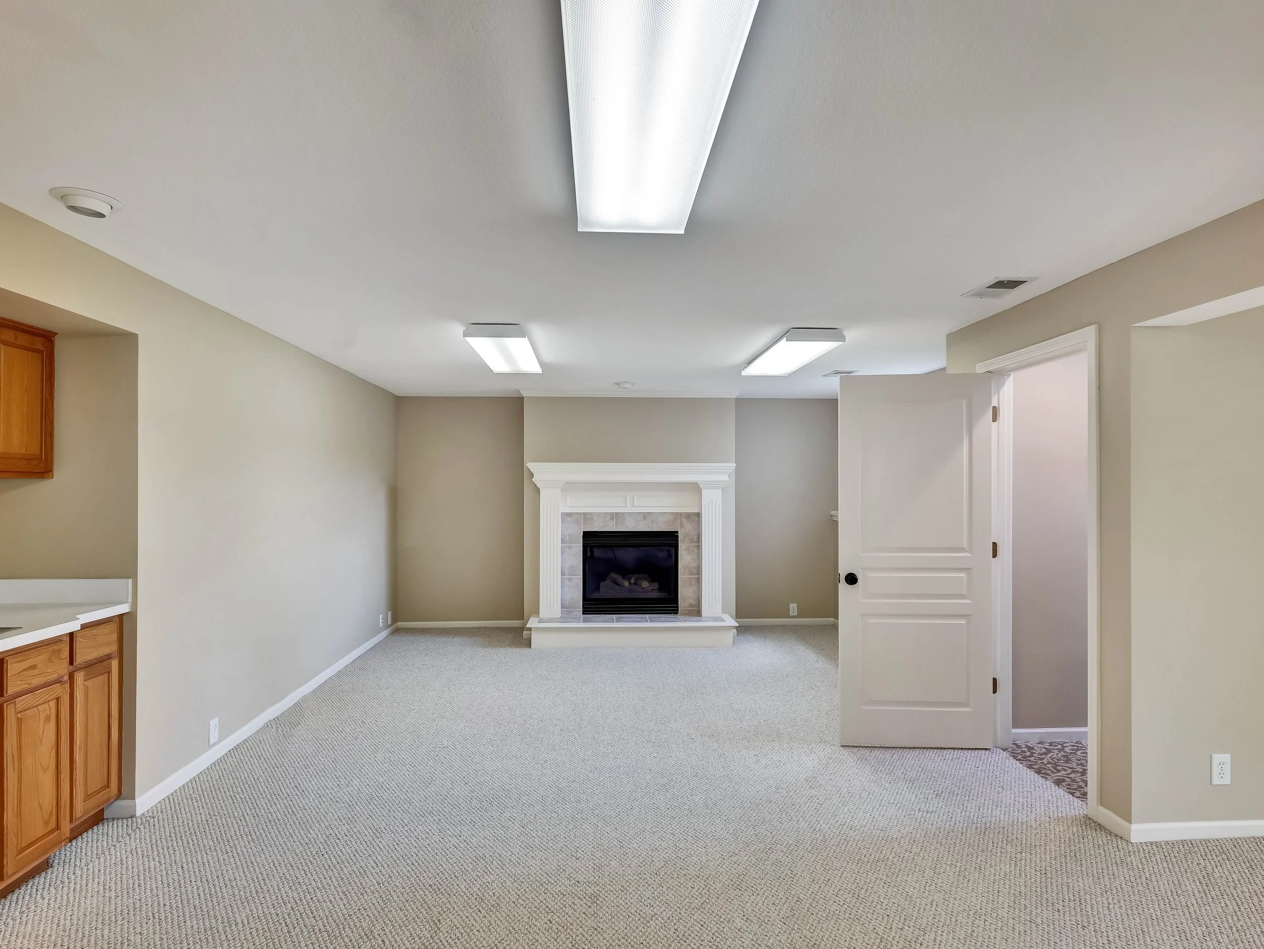 57-14509 Howe Drive-57.jpg