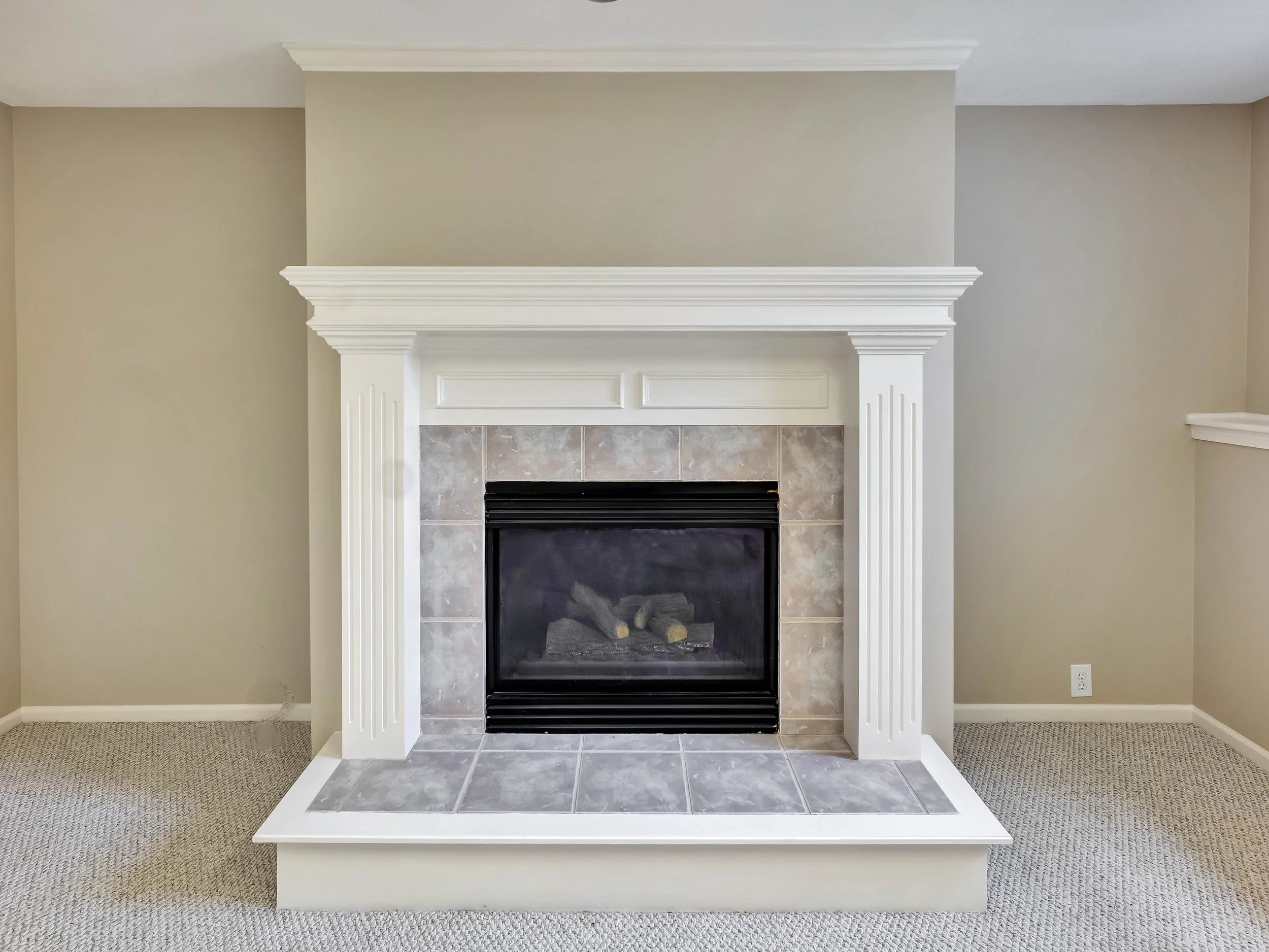 58-14509 Howe Drive-58.jpg