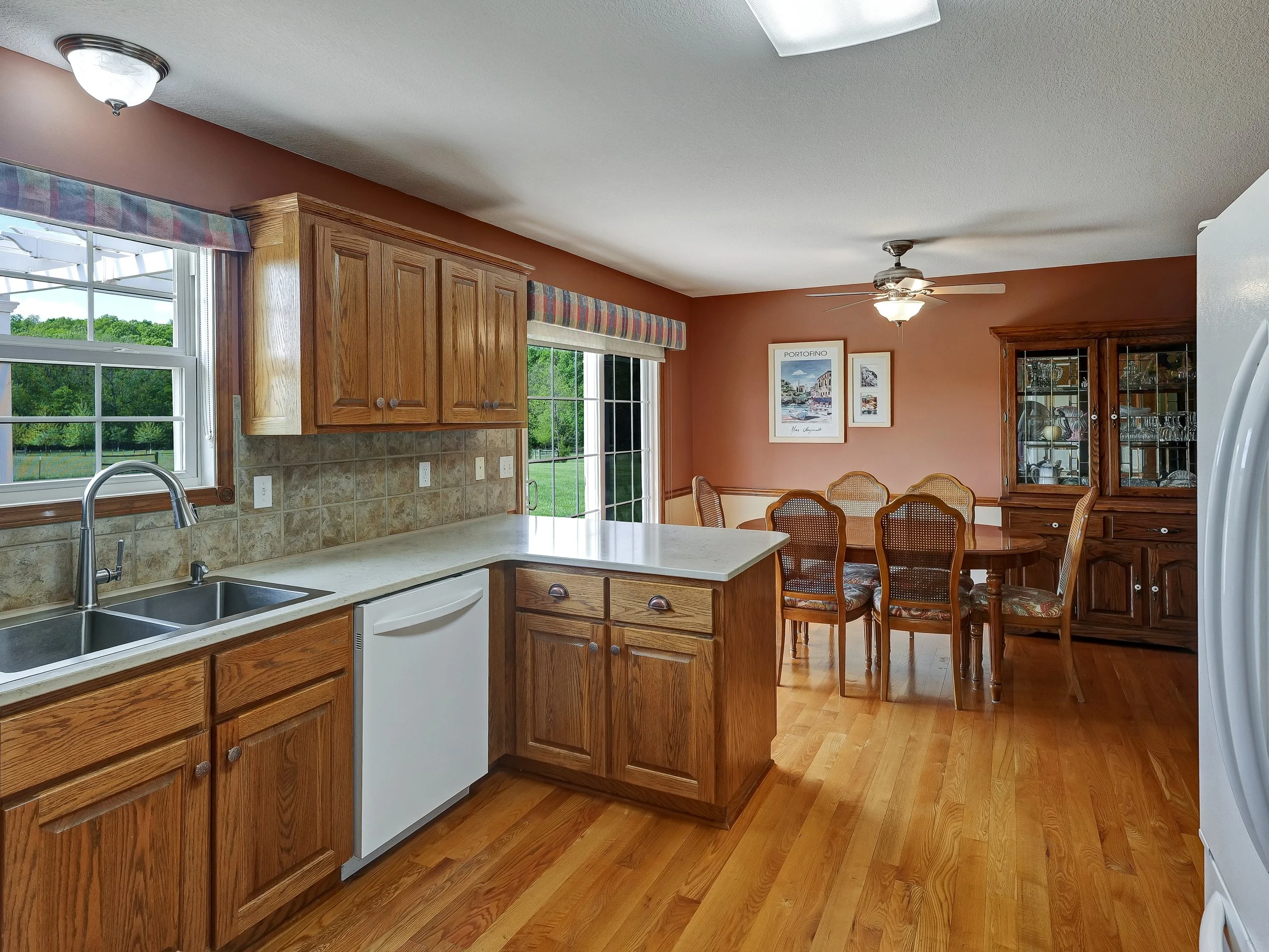 20-25029 Dehoff Drive-20.jpg