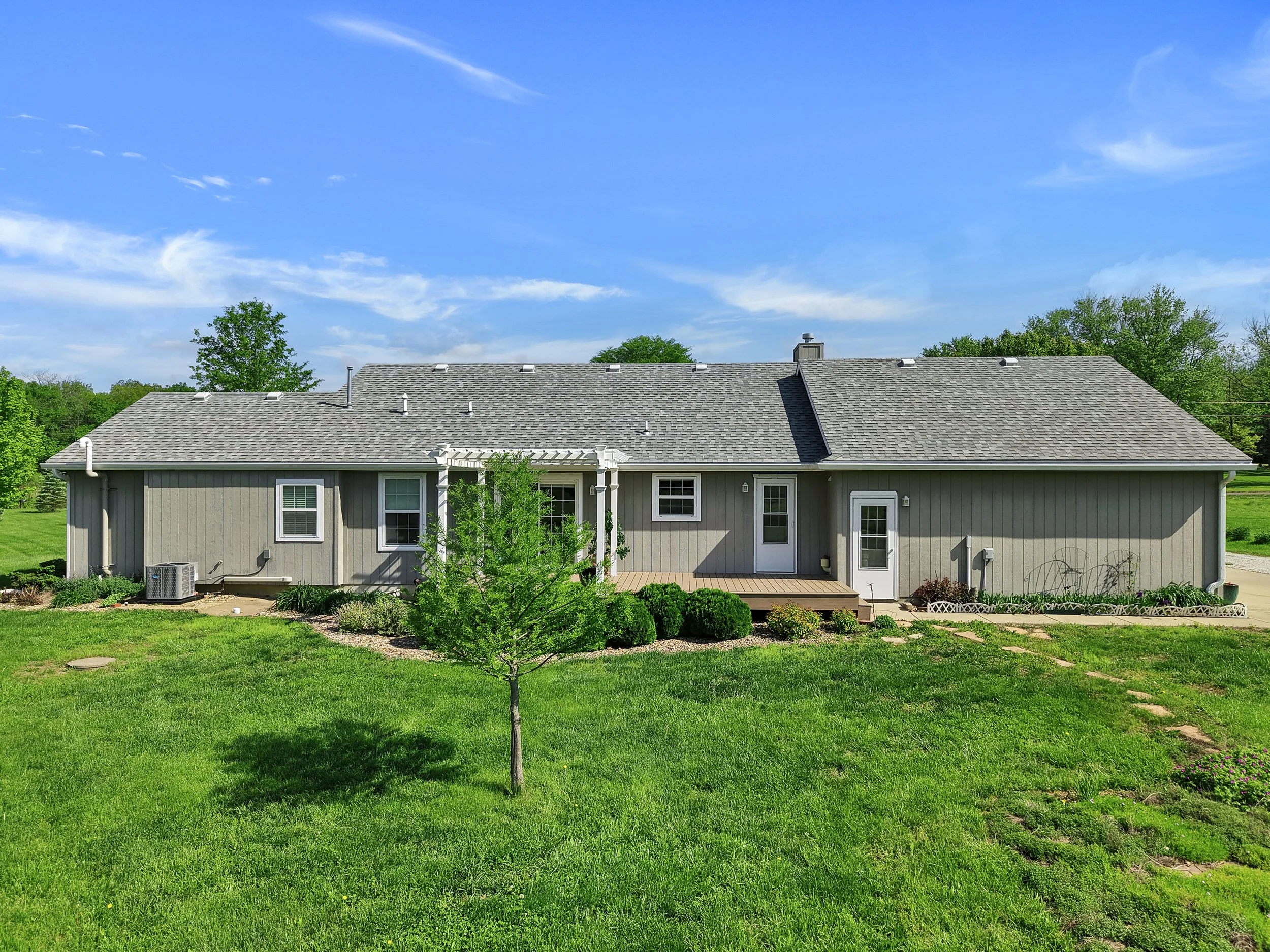 02-25029 Dehoff Drive-2.jpg