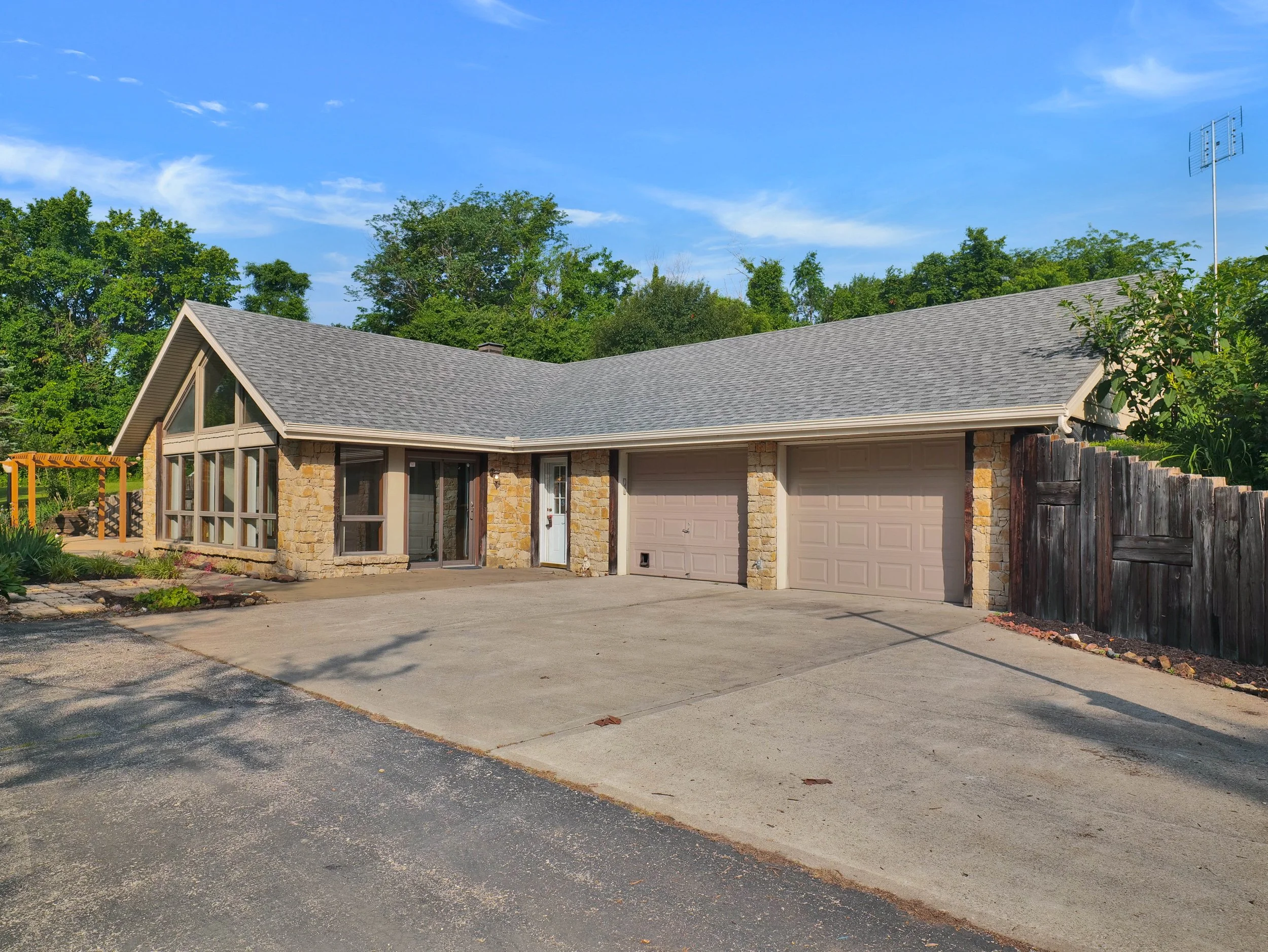 01-7000 S Buckner Tarsney Road-1.jpg