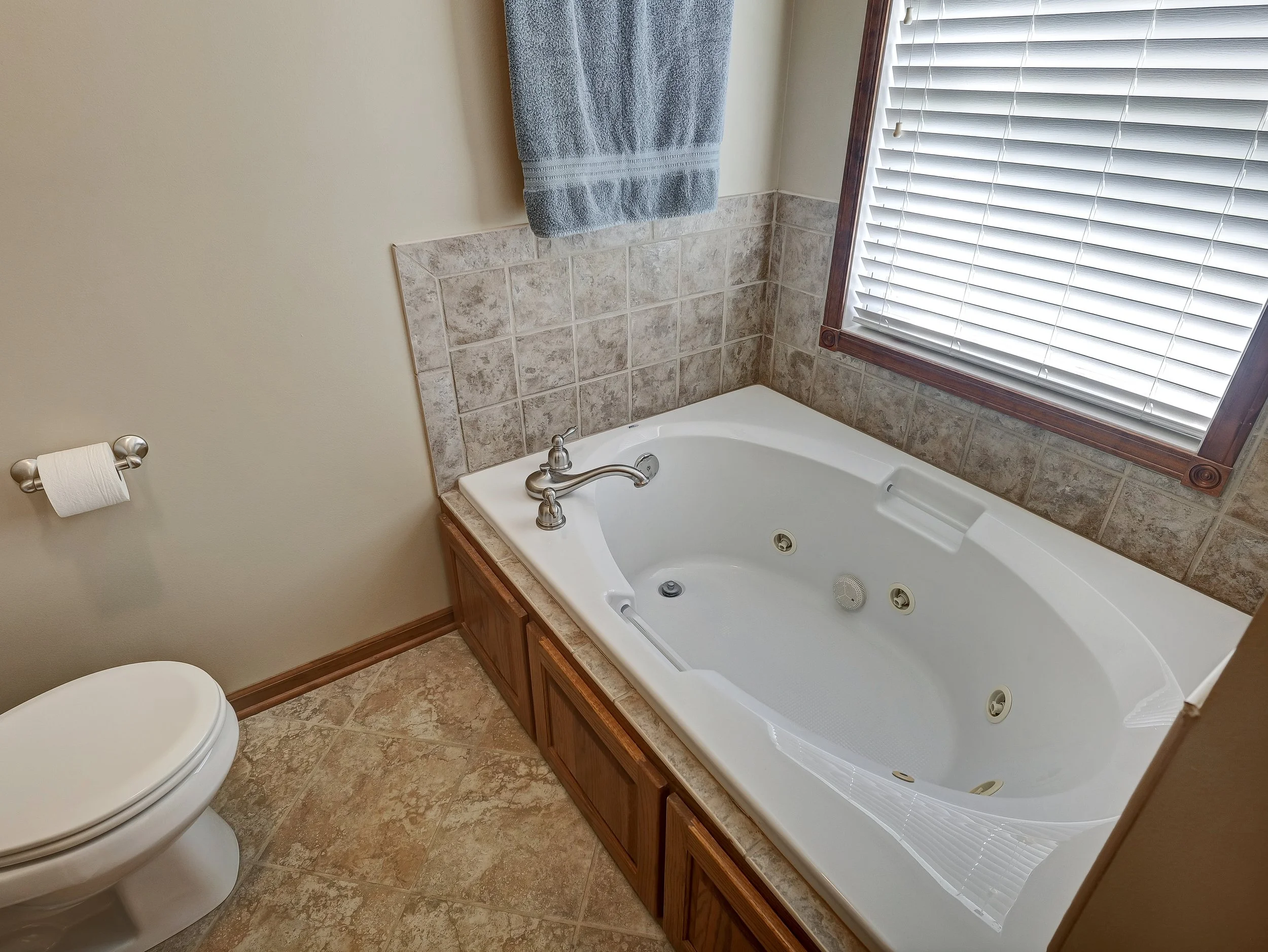 39-25029 Dehoff Drive-39.jpg