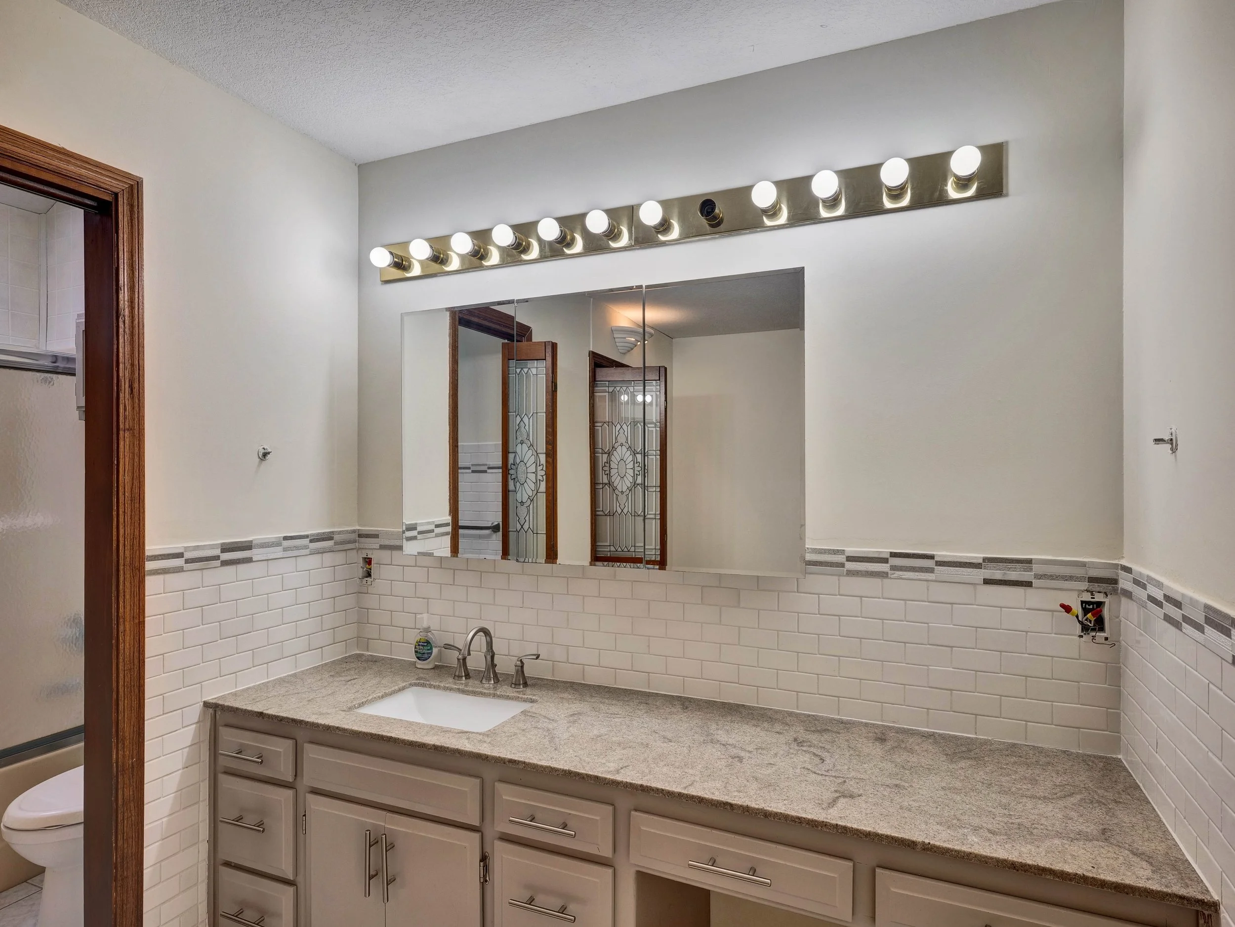 37-7000 S Buckner Tarsney Road-37.jpg