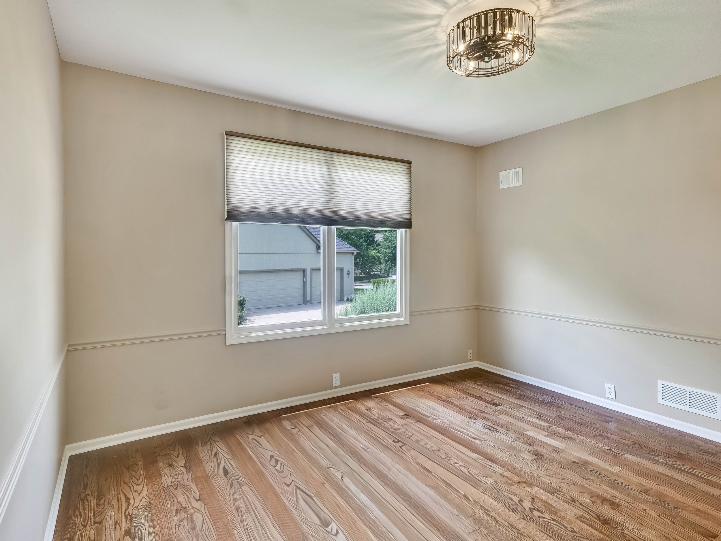 39-14509 Howe Drive-39.jpg
