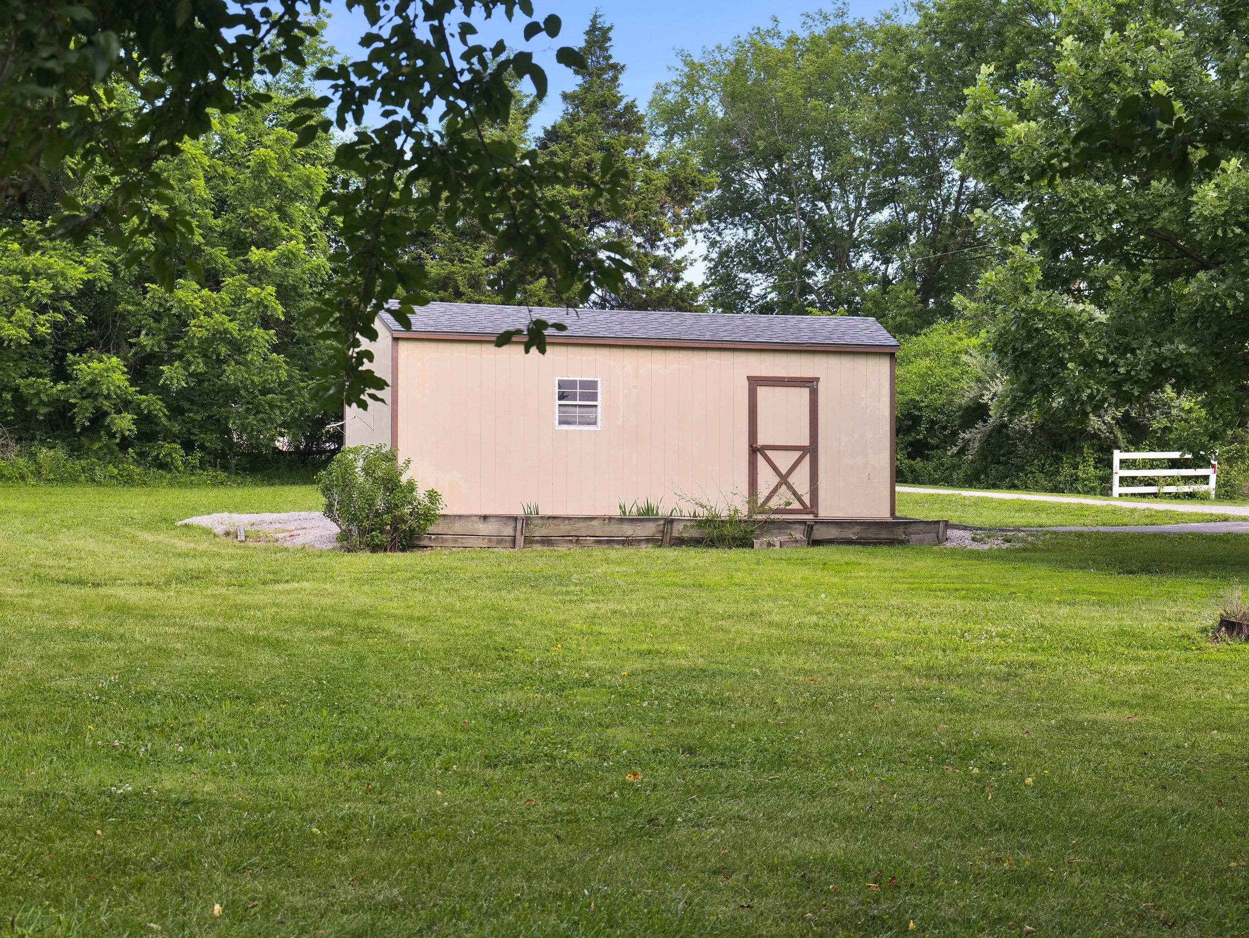 16-7000 S Buckner Tarsney Road-16.jpg