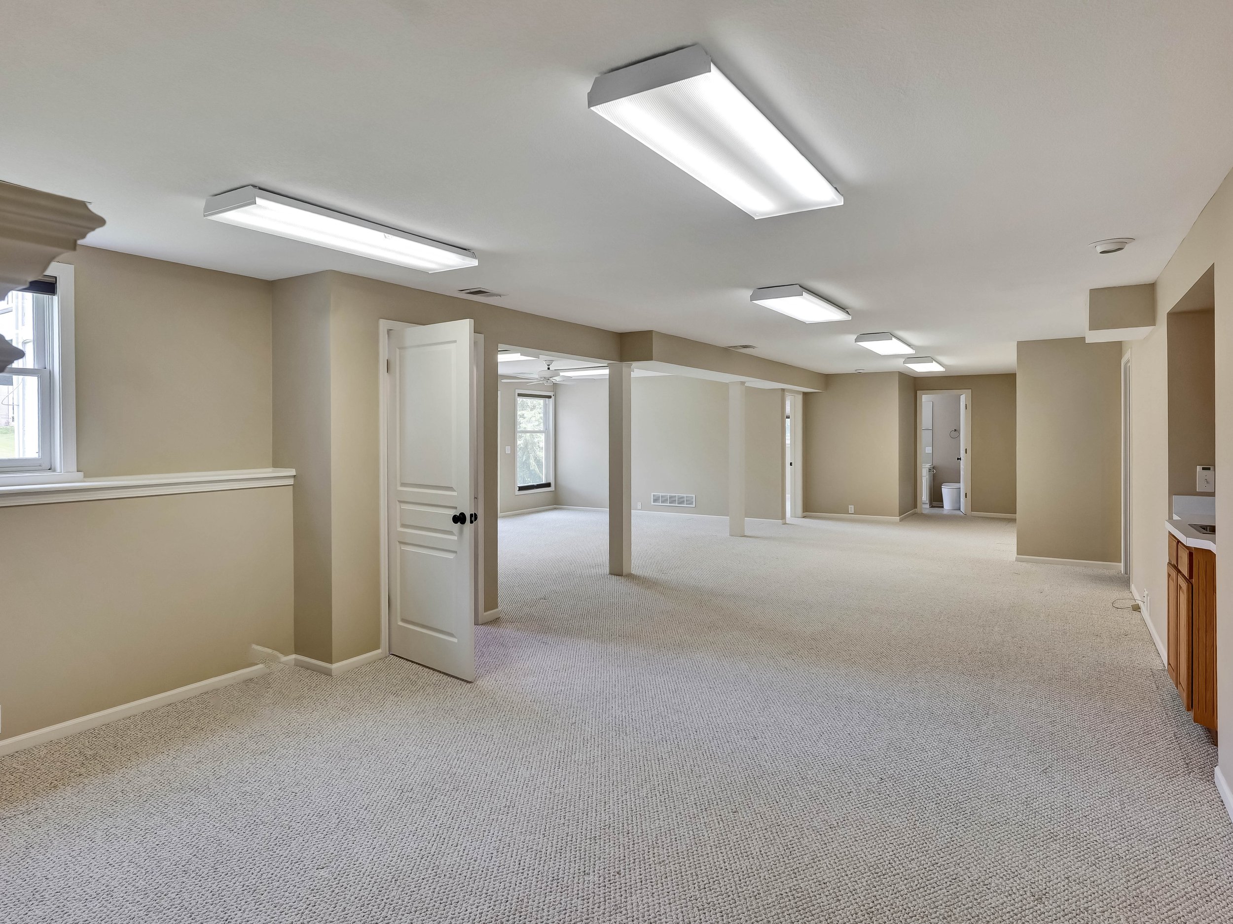 59-14509 Howe Drive-59.jpg
