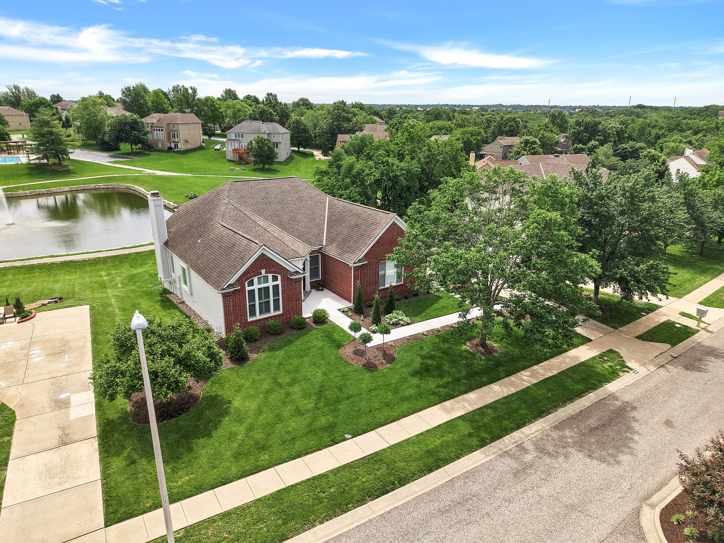 85-14509 Howe Dr DRONE-3.jpg