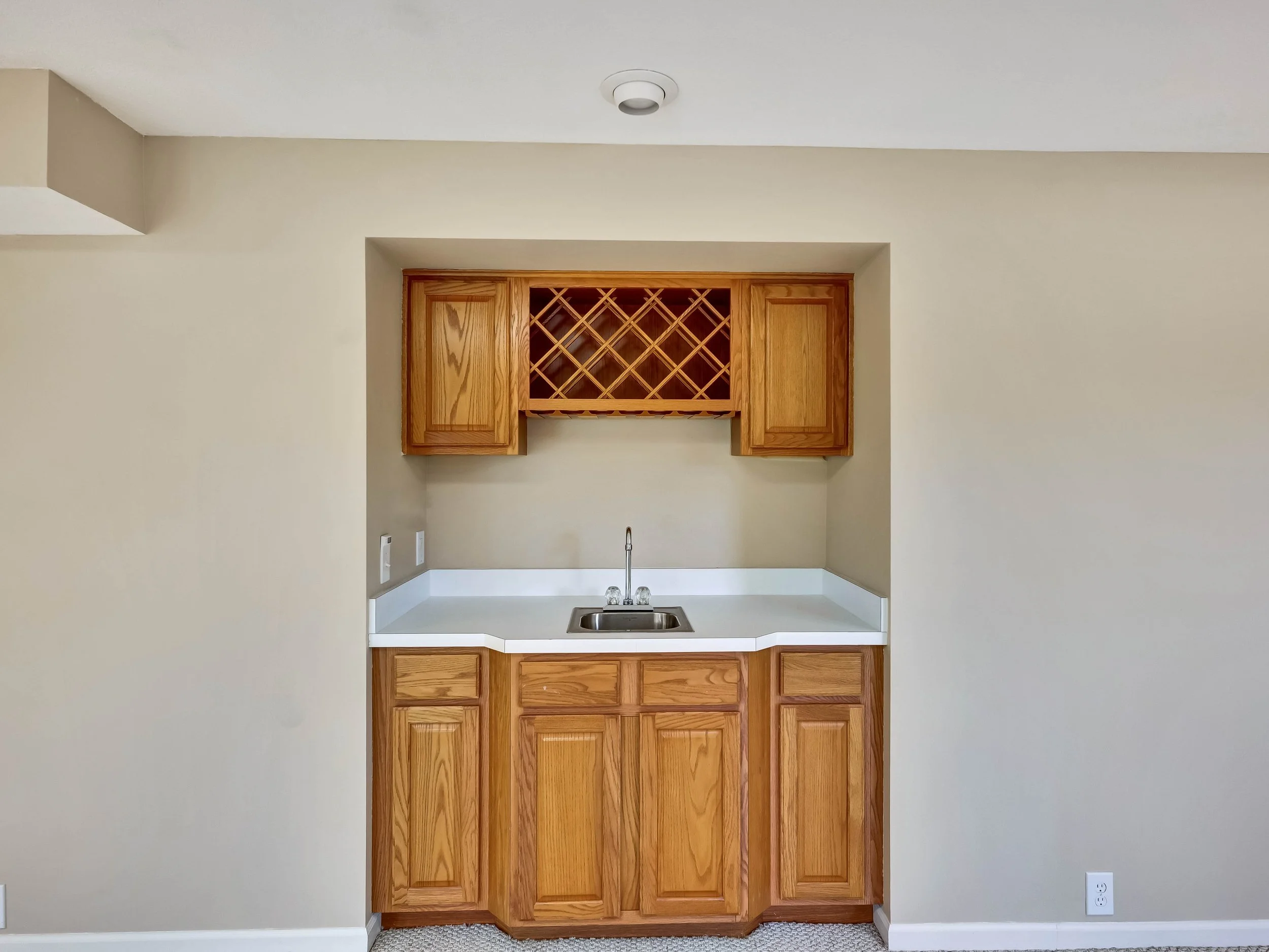 56-14509 Howe Drive-56.jpg