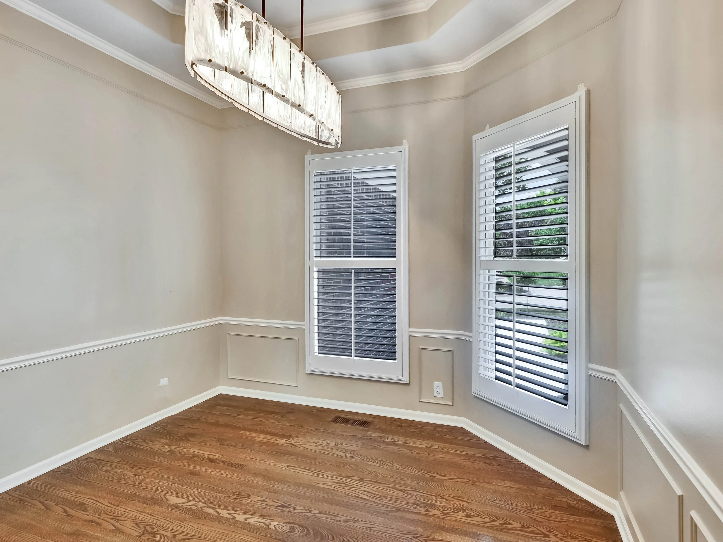 07-14509 Howe Drive-7.jpg