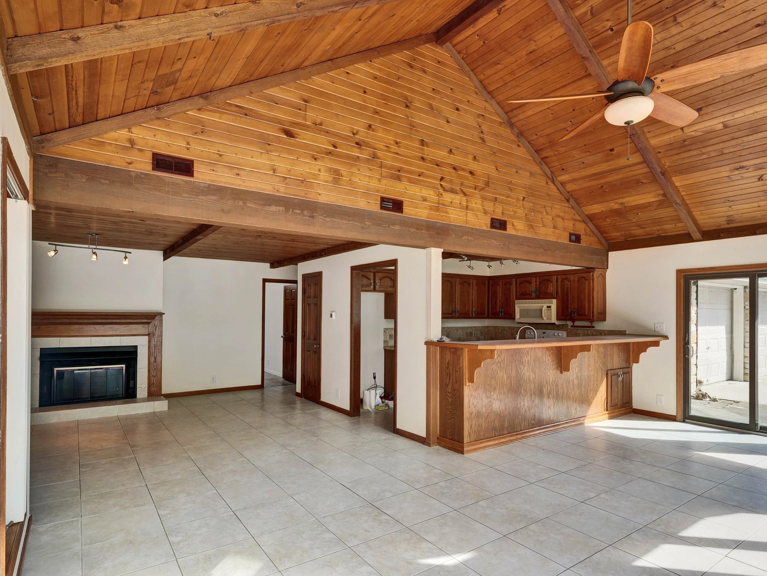 31-7000 S Buckner Tarsney Road-31.jpg