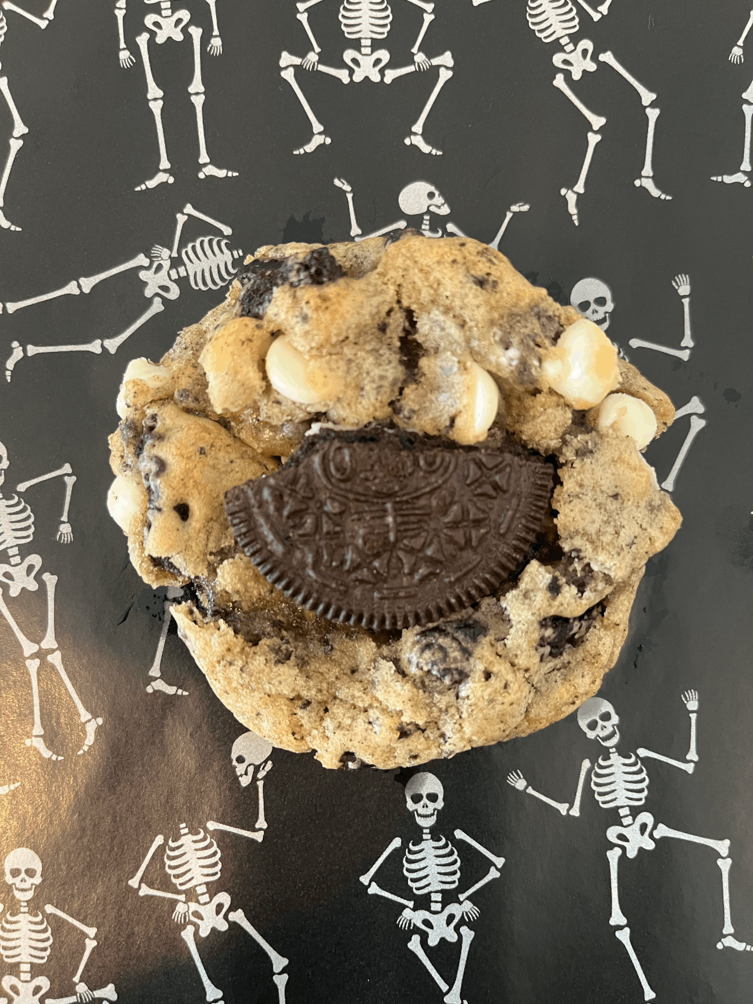 Oreo Cheesecake Cookie