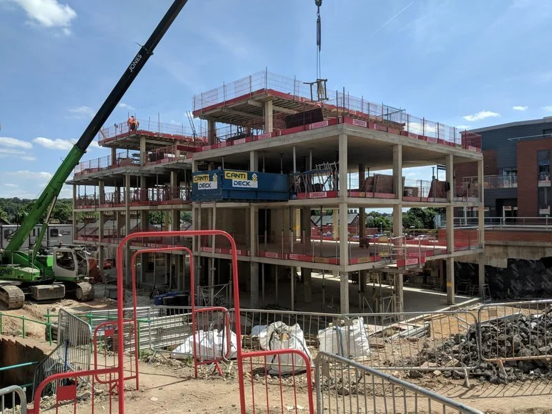 Laureate Gardens New Build Block topping out!