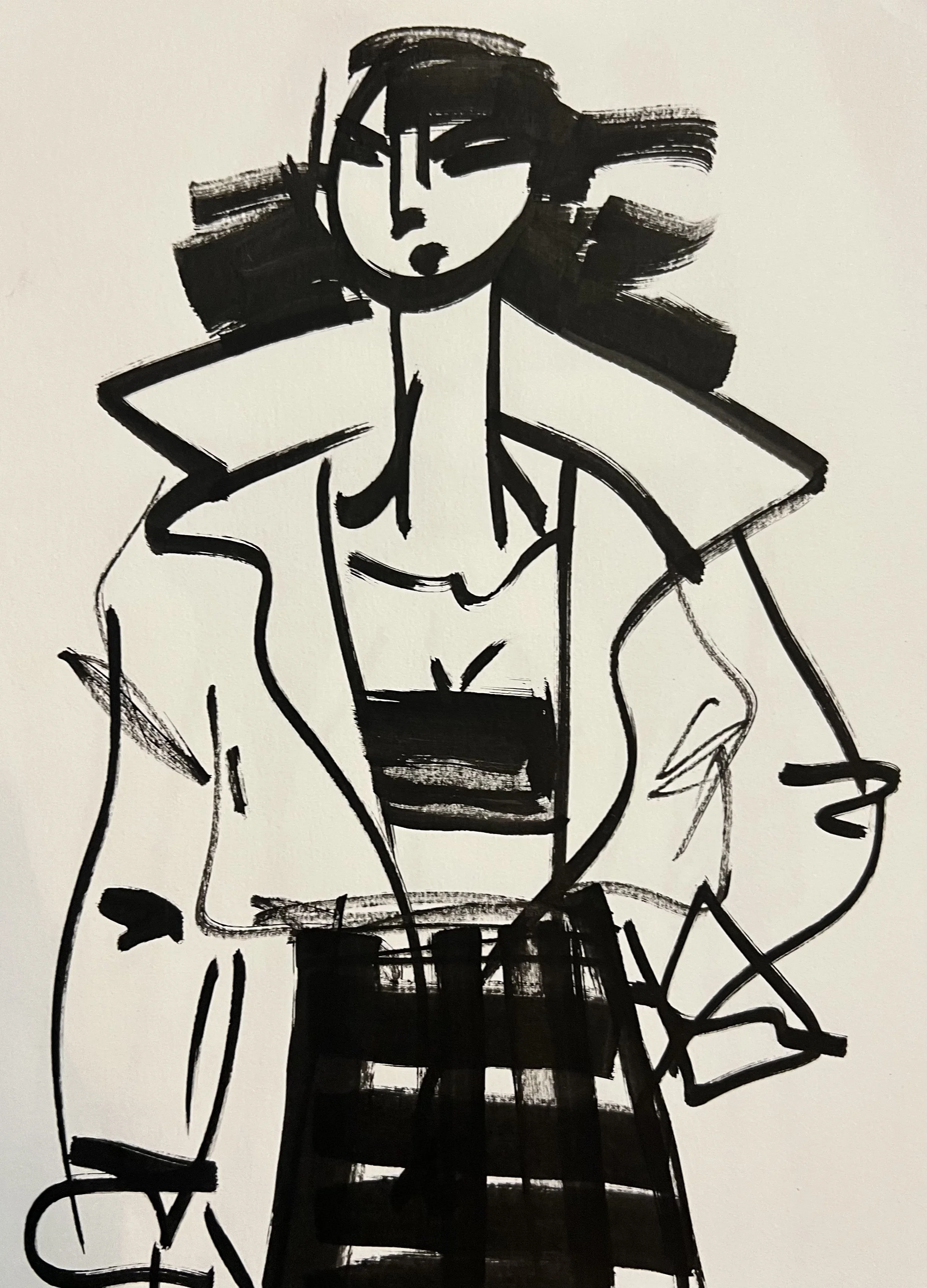 Dessin au style esquisse représentant une femme avec des lunettes, les bras croisés, portant une veste décontractée.