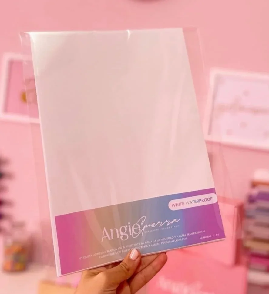 White Waterproof Glossy Sheets
