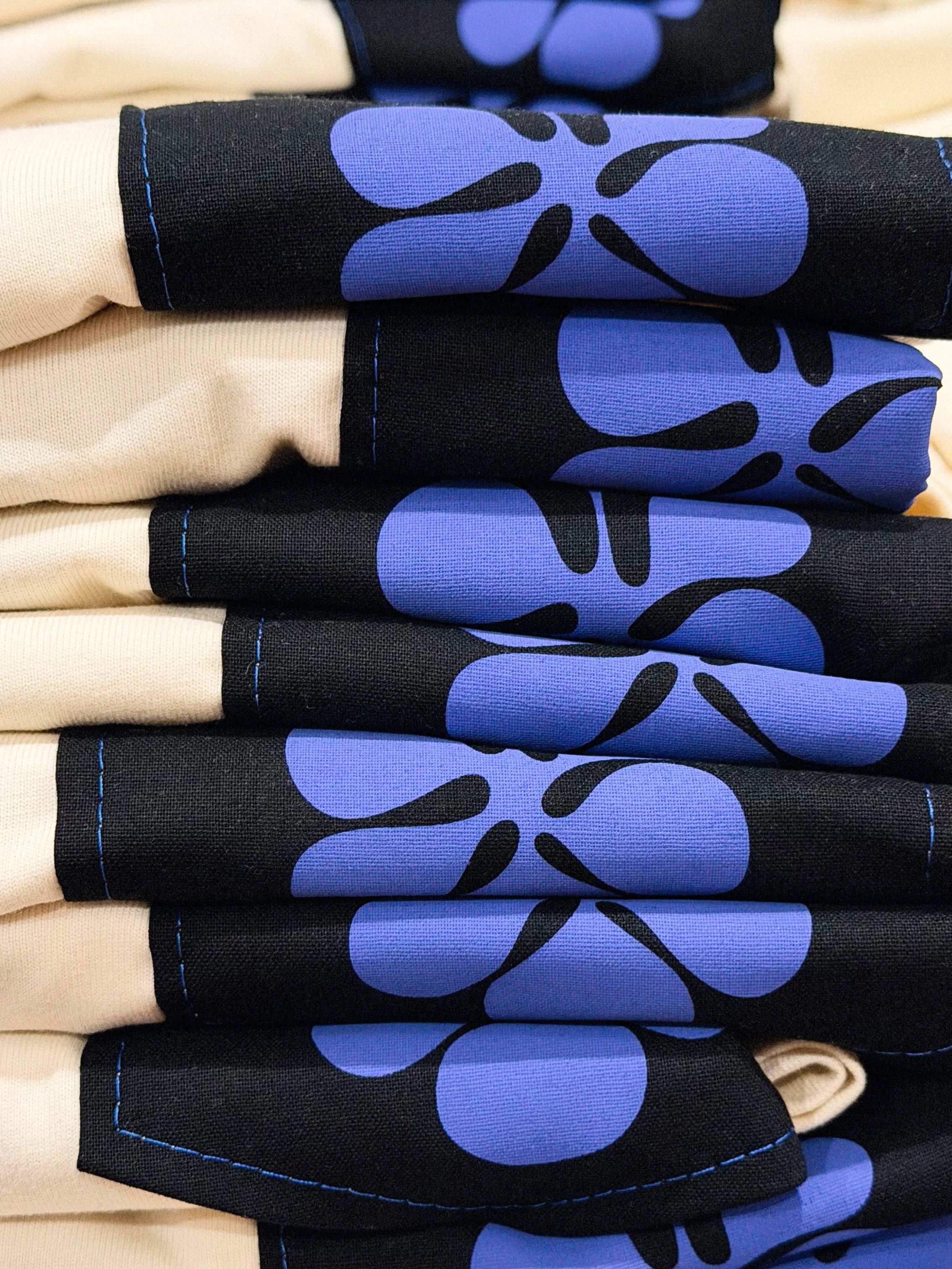POCKETS_STACK_IMG_7021.jpg