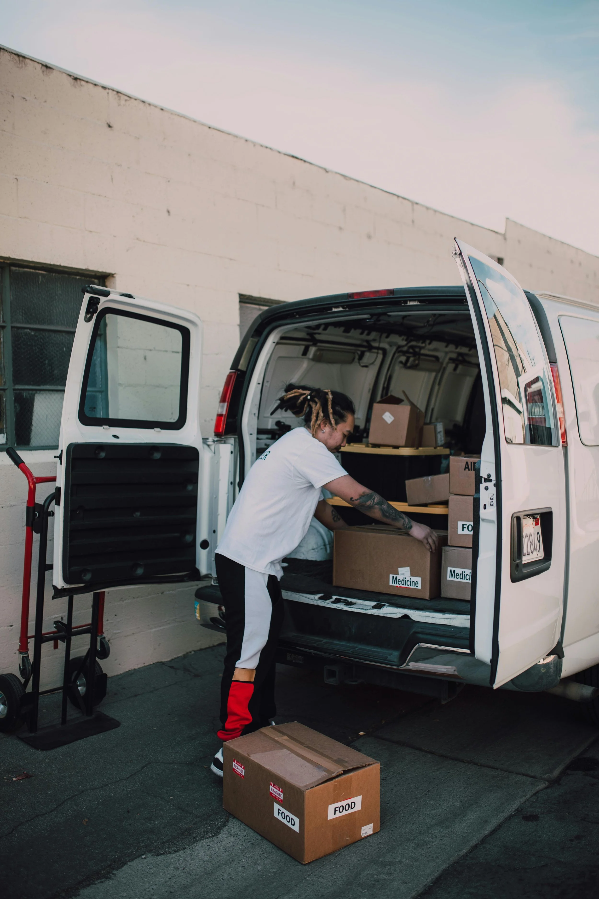 Zero-waste event food recovery and diversion logistics