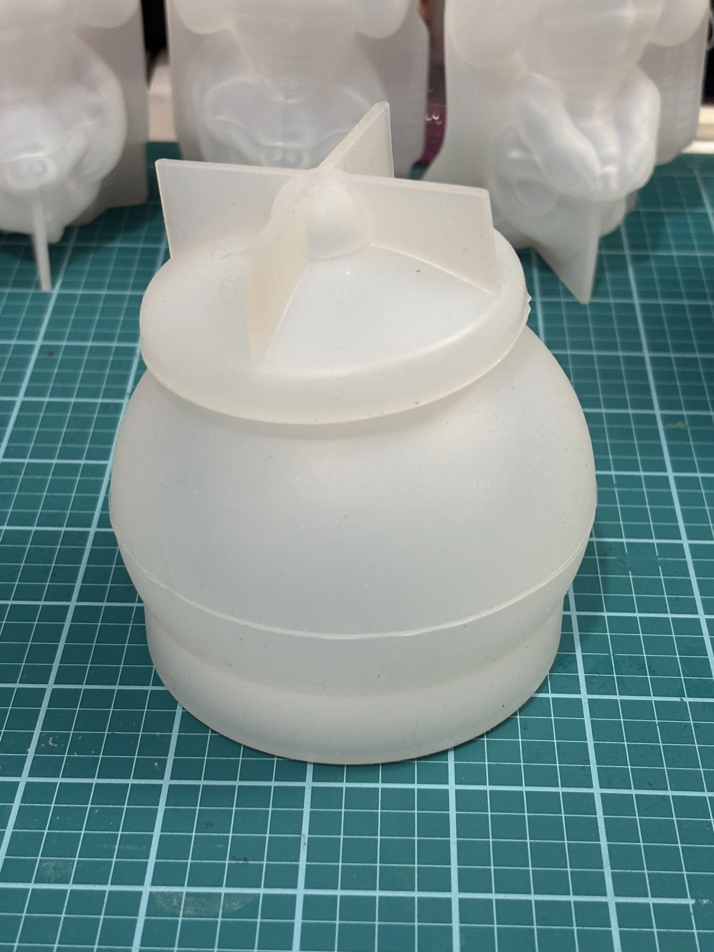 Custom made - Trinket Jar