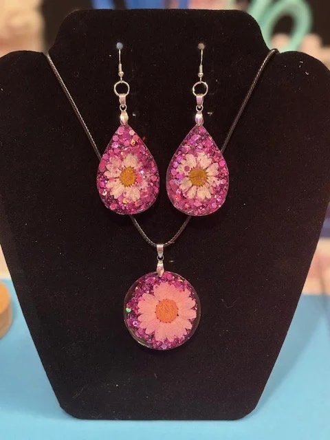 Nature's Elegance Pressed Flower Jewelry Set