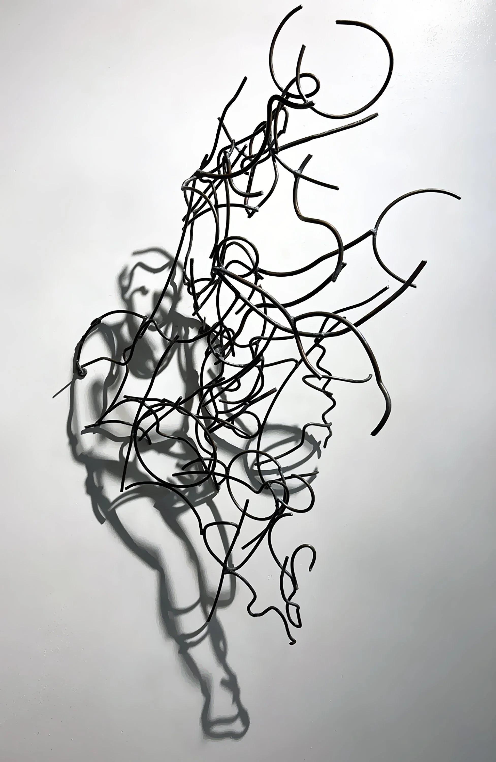 Kagan_Jerry-Hoopster_2025_Steel_34x20x23_web.jpg