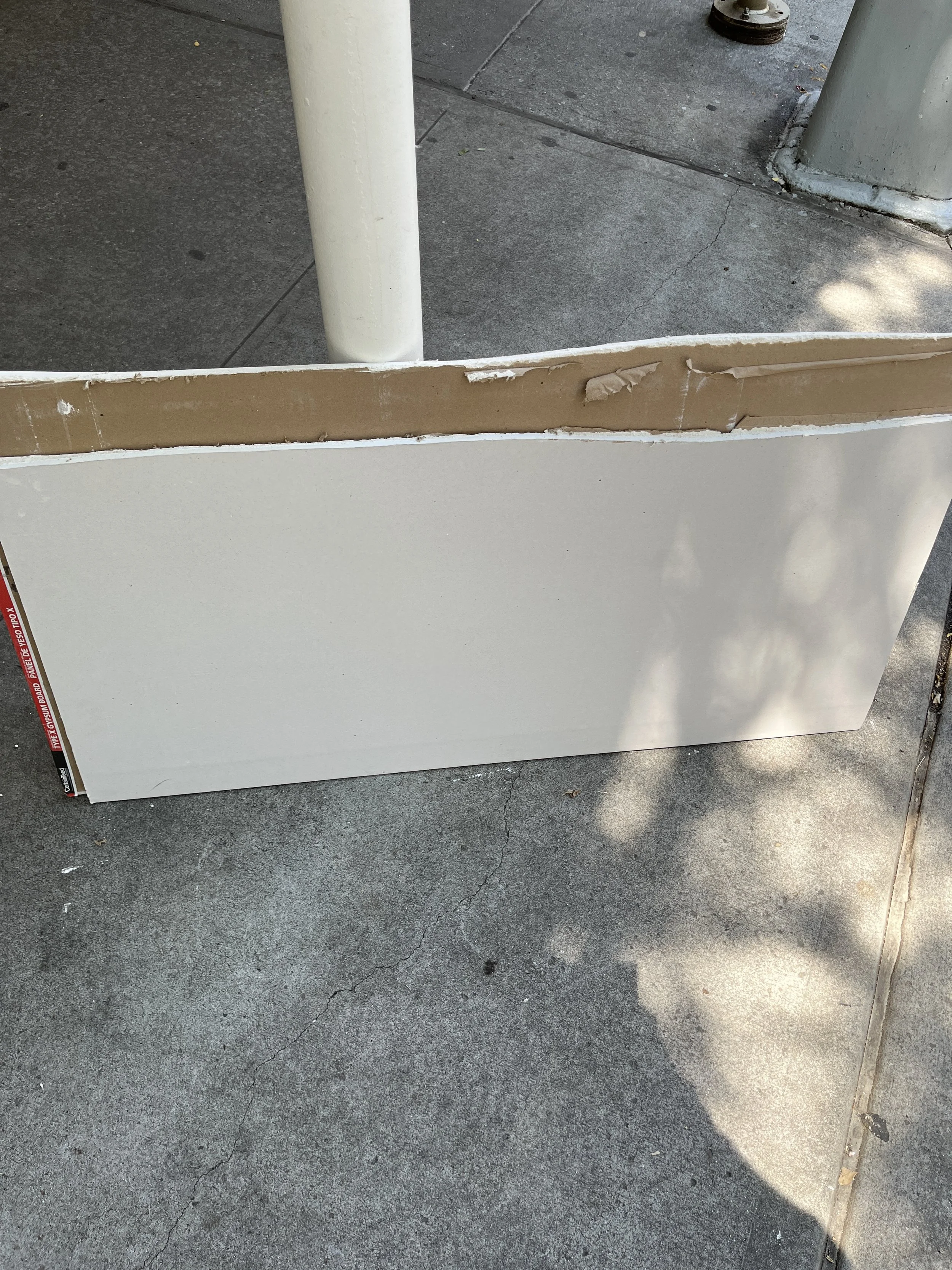 How to Choose the Right Drywall for Your Repair Project