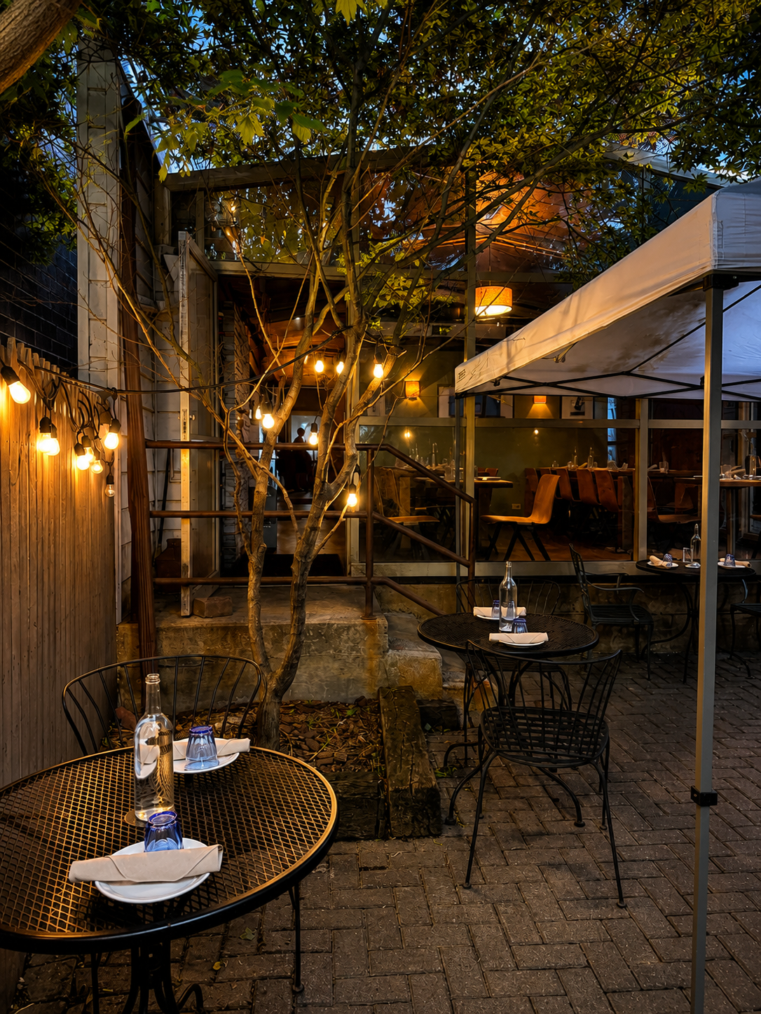 table, donkey and stick - best restaurant patios logan square