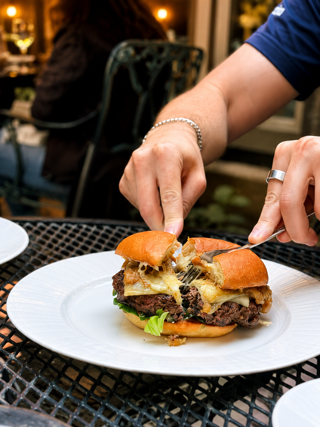 happy hour burger - best happy hours logan square