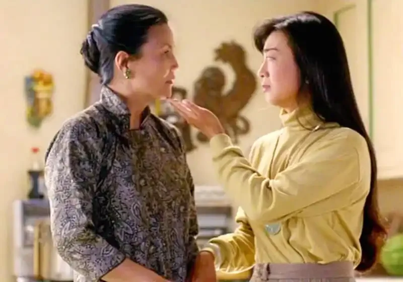 The Joy Luck Club (1993). Kieu Chinh & Ming Na Wen