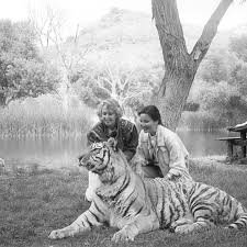 Kieu Chinh & Tippit Hedren. Shambala Preserve, California