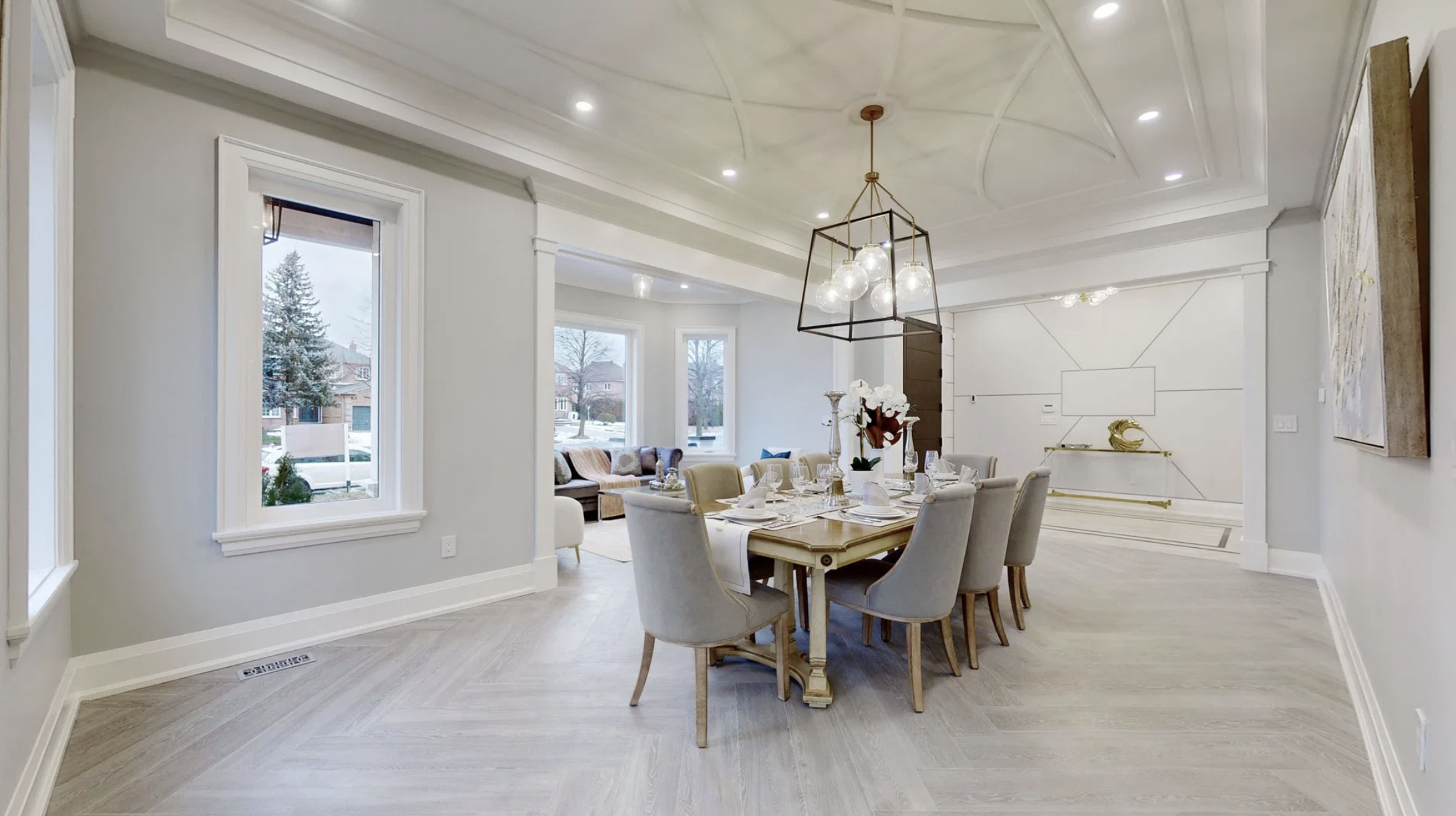 Dinning & Conversational Space