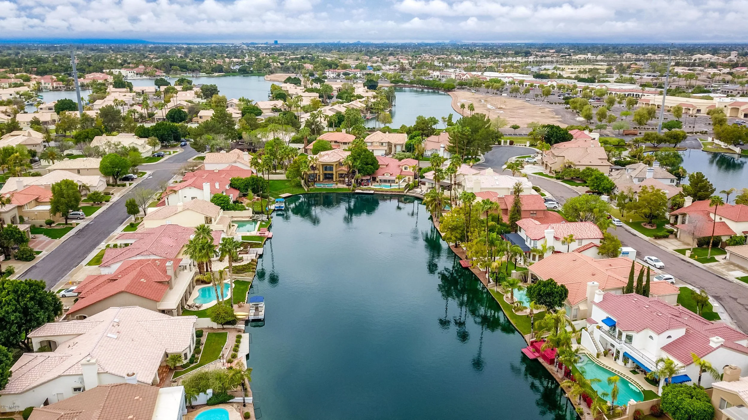Bird's-eye view of a residential neighborhood in Gilbert Northwest